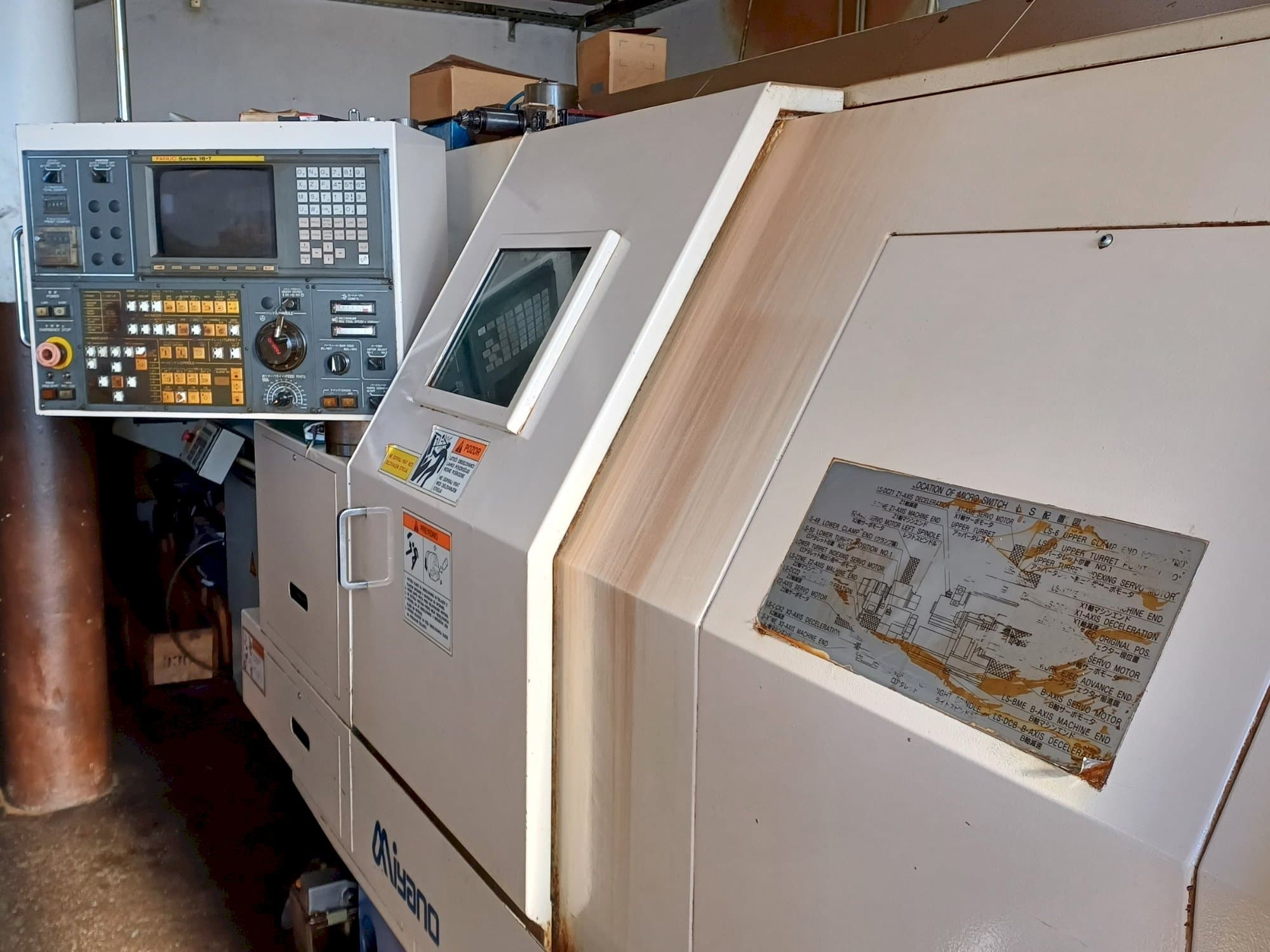 Frontansicht der Miyano BNE 51S Maschine