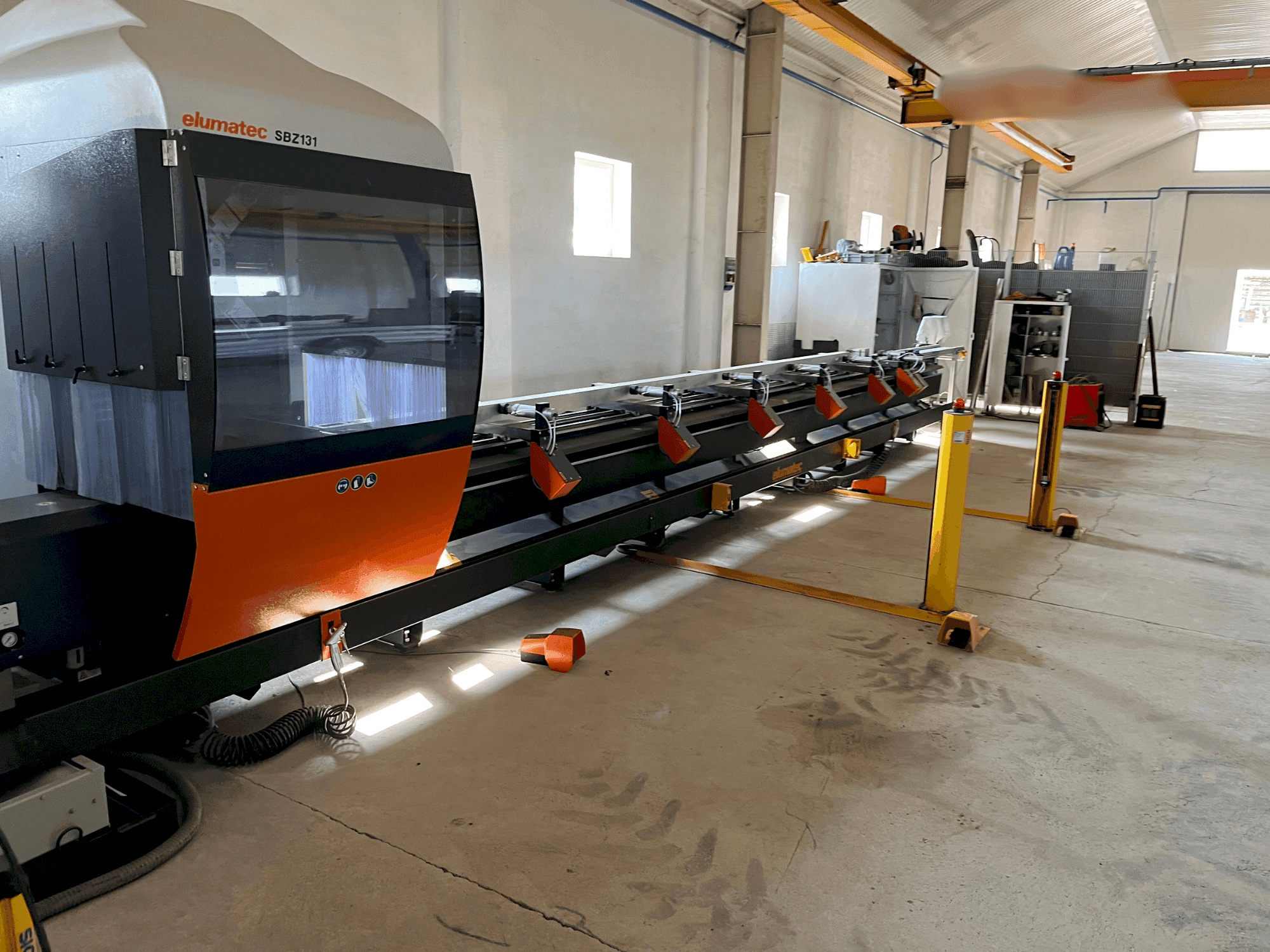 Frontansicht der Elumatec SBZ 131  Maschine