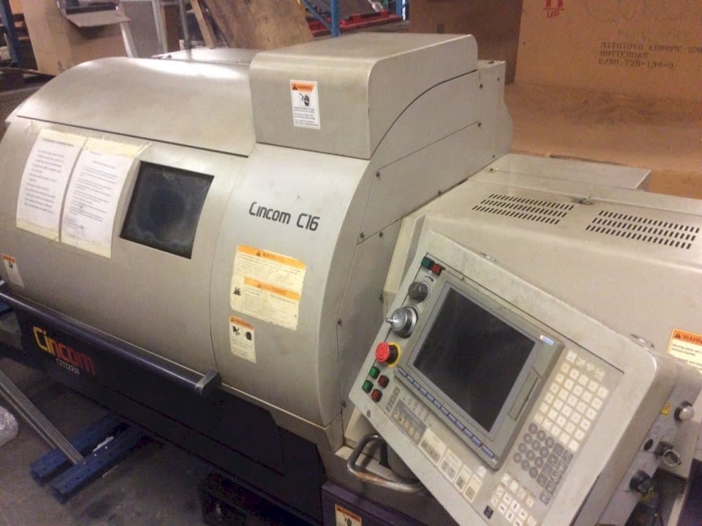 Frontansicht der Citizen C16 VII  Maschine