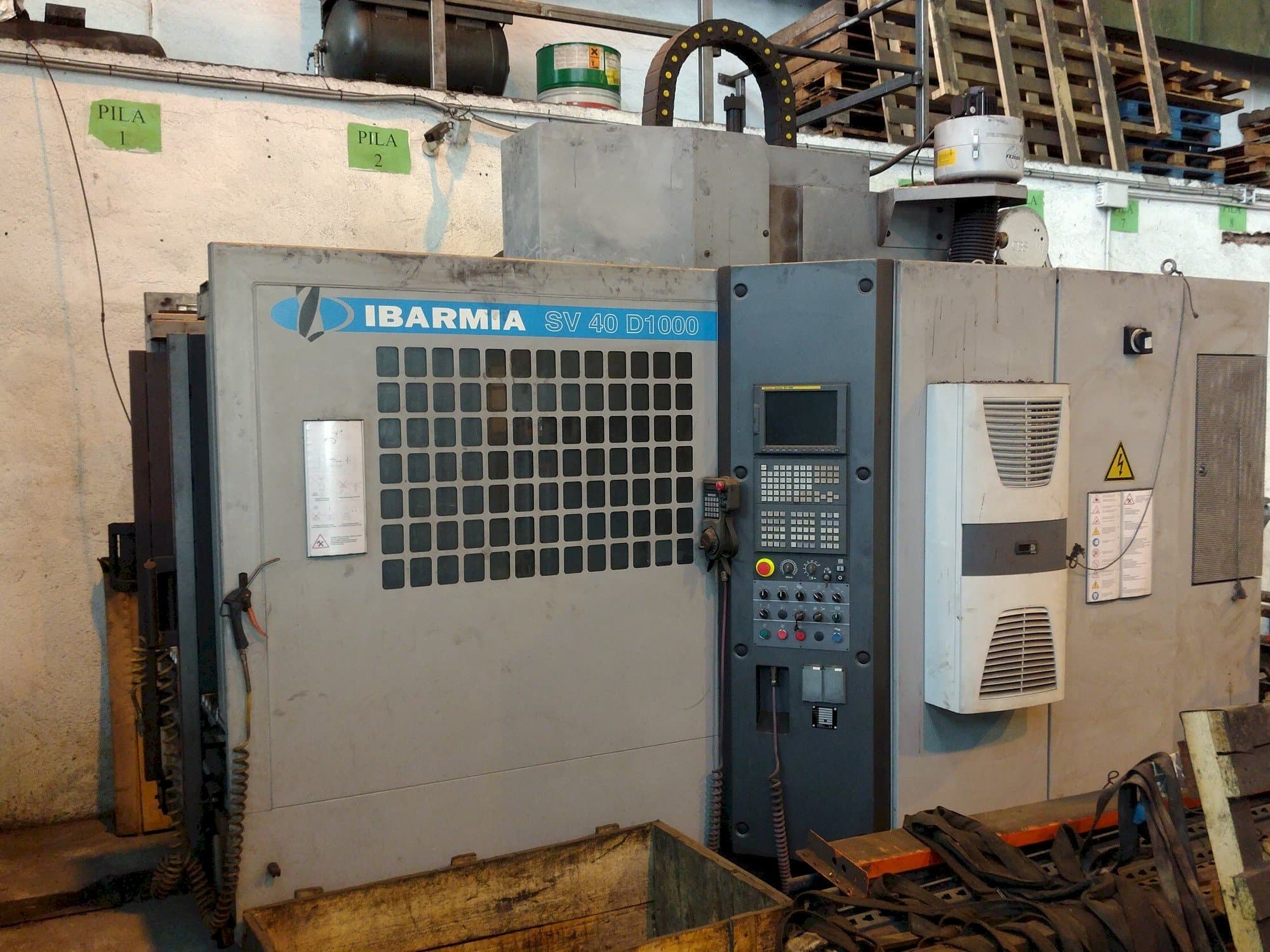 Frontansicht der IBARMIA SV40/D1000  Maschine