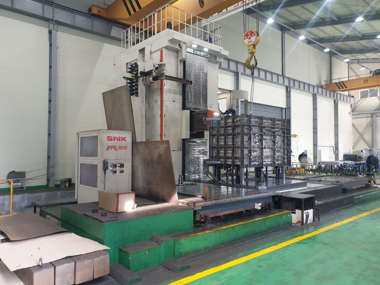 Frontansicht der SNK BFR-3500  Maschine