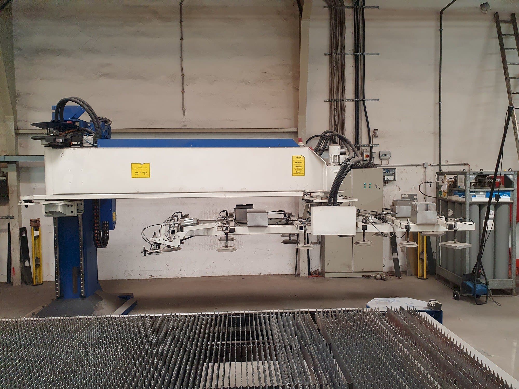 Frontansicht der Trumpf TRUMATIC L 4050 Maschine