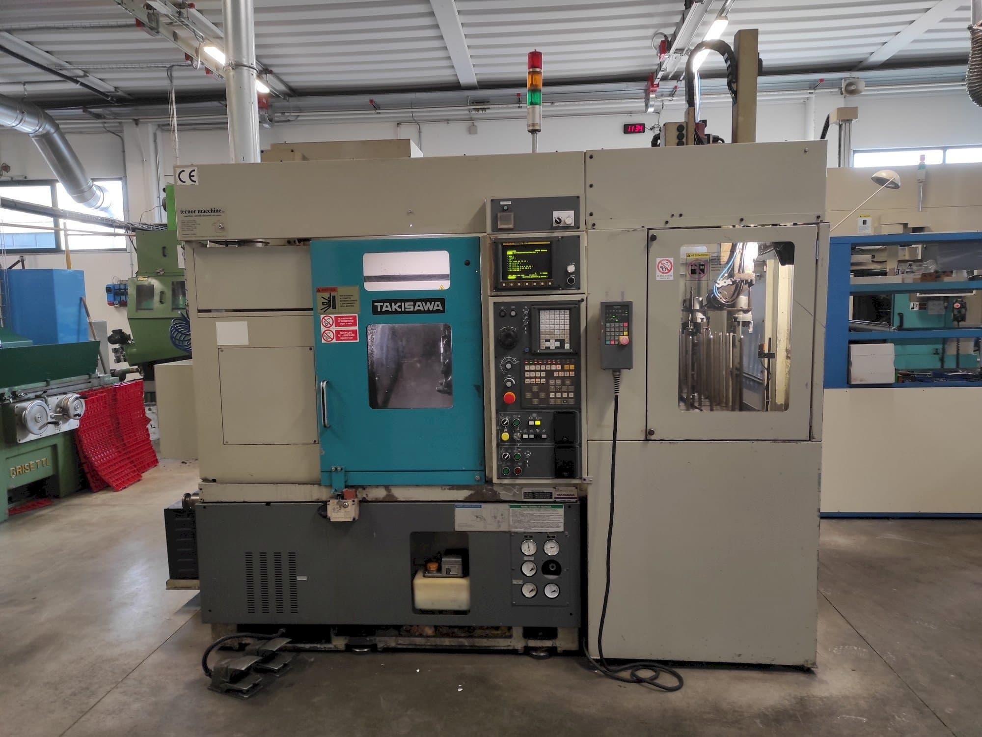 Frontansicht der Takisawa TX20 Maschine