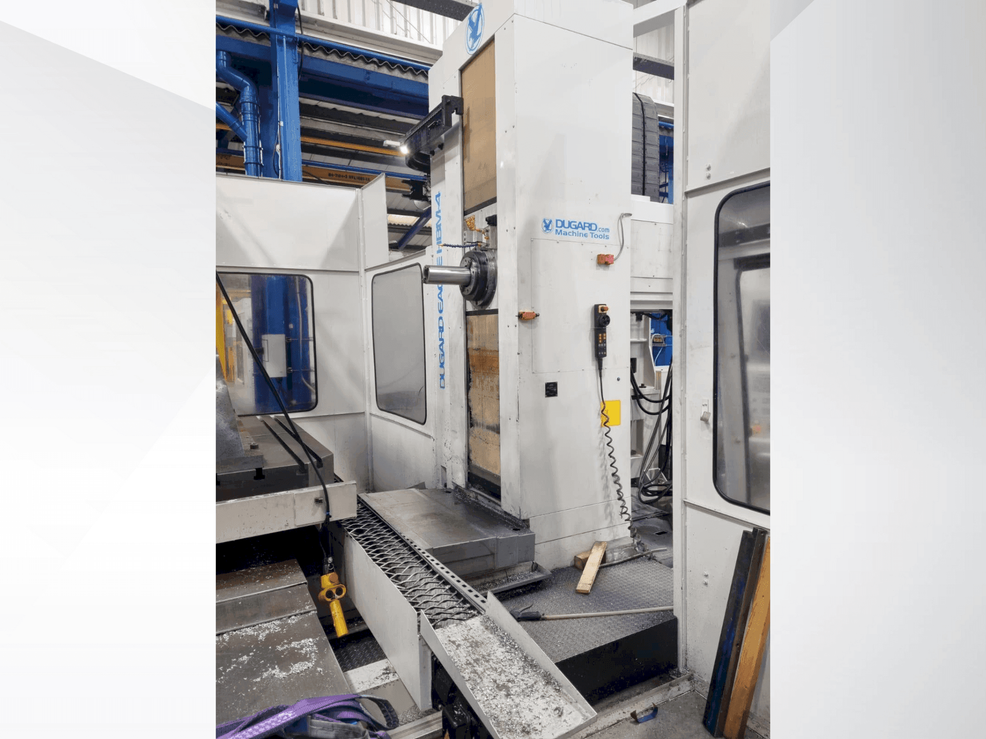 Frontansicht der Dugard									 HBM4  Maschine