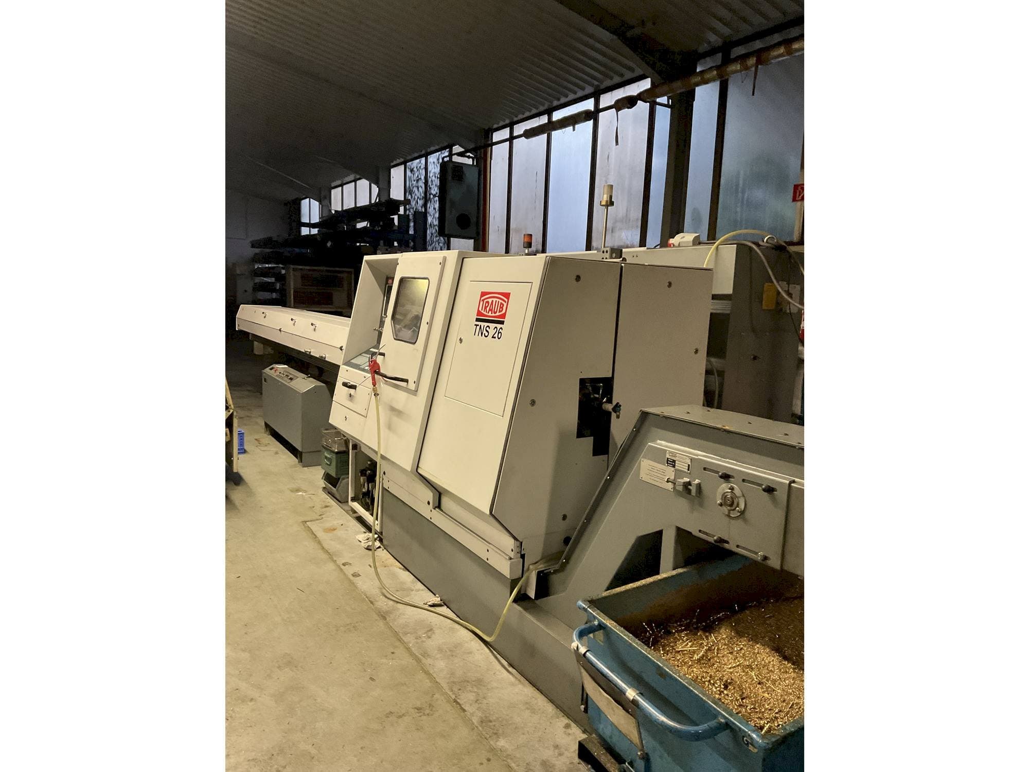 Frontansicht der TRAUB TNS 26 DGY  Maschine