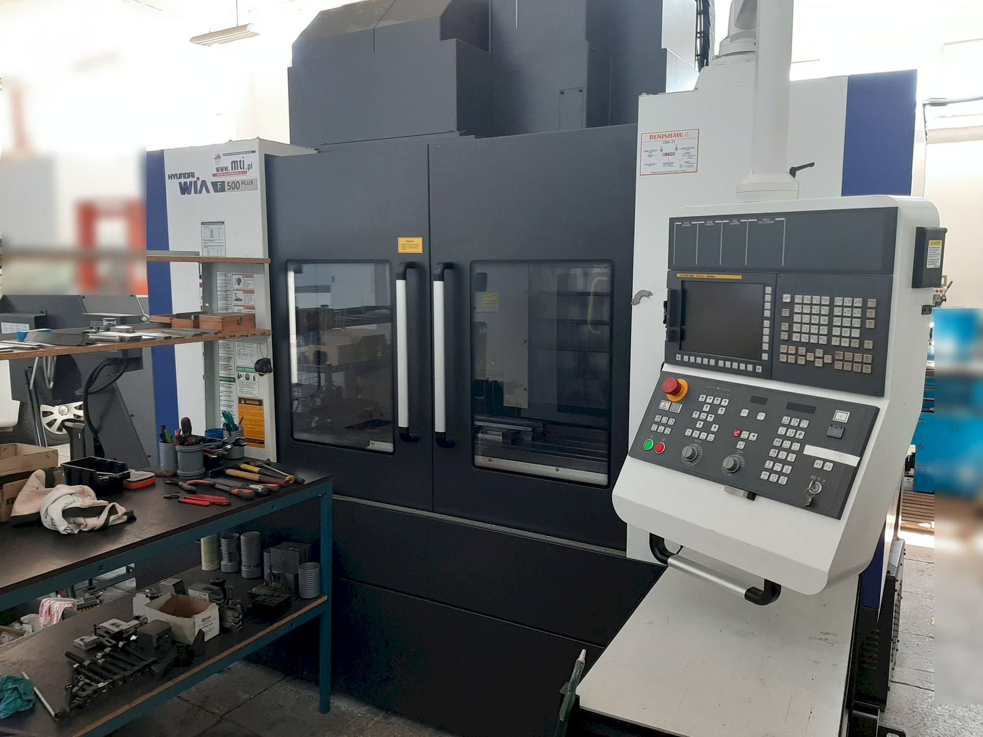 Frontansicht der Hyundai Wia F500 PLUS  Maschine