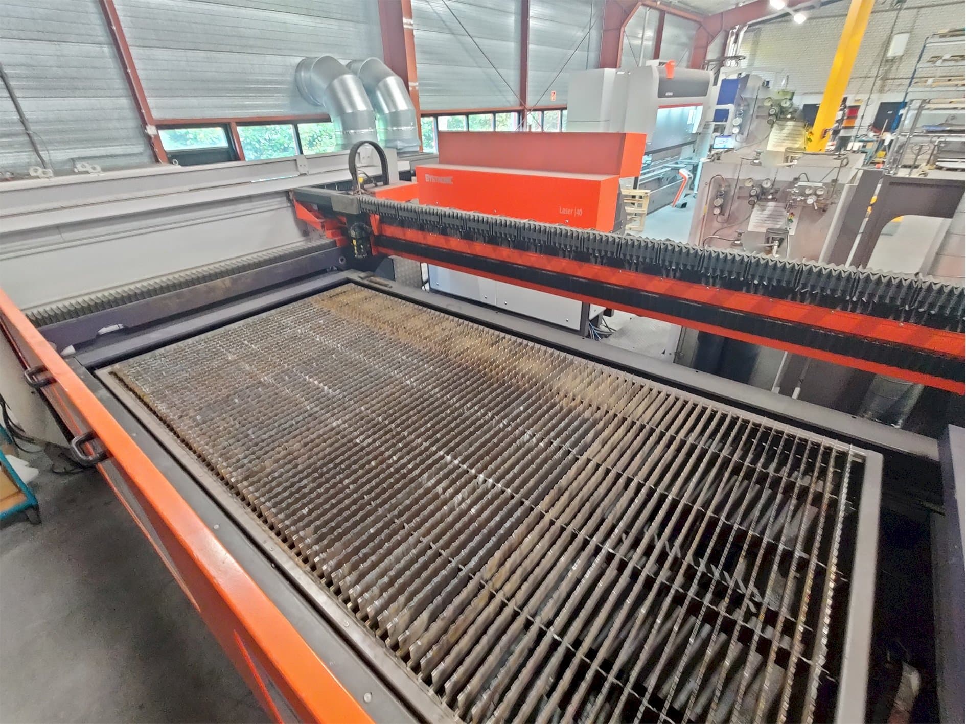 Frontansicht der Bystronic ByStar 4020 4kW CO2 Maschine
