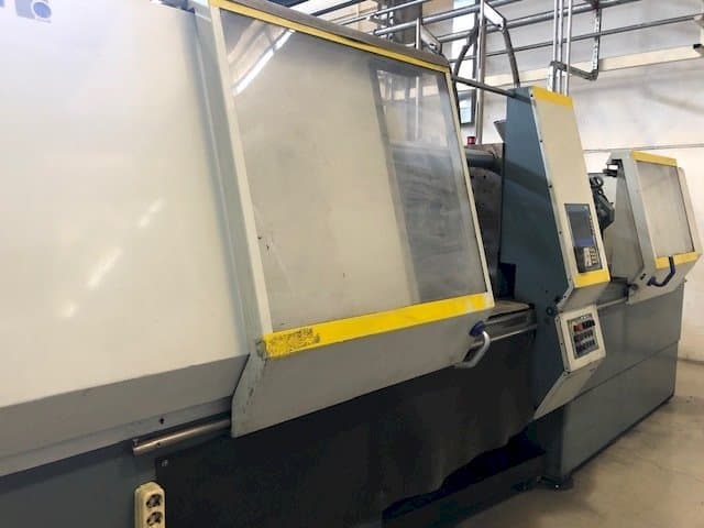 Frontansicht der Battenfeld BA 1300/630 CDC  Maschine
