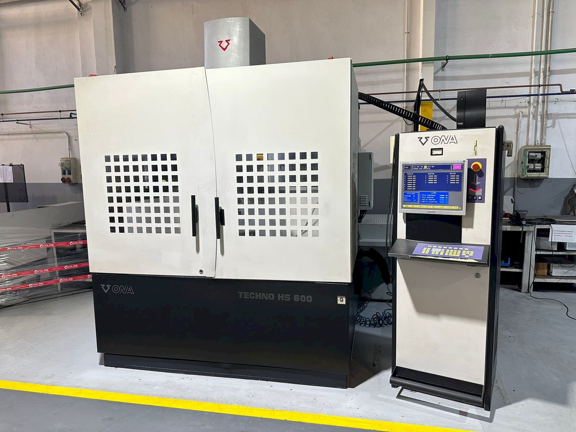 Frontansicht der ONA HS 600  Maschine