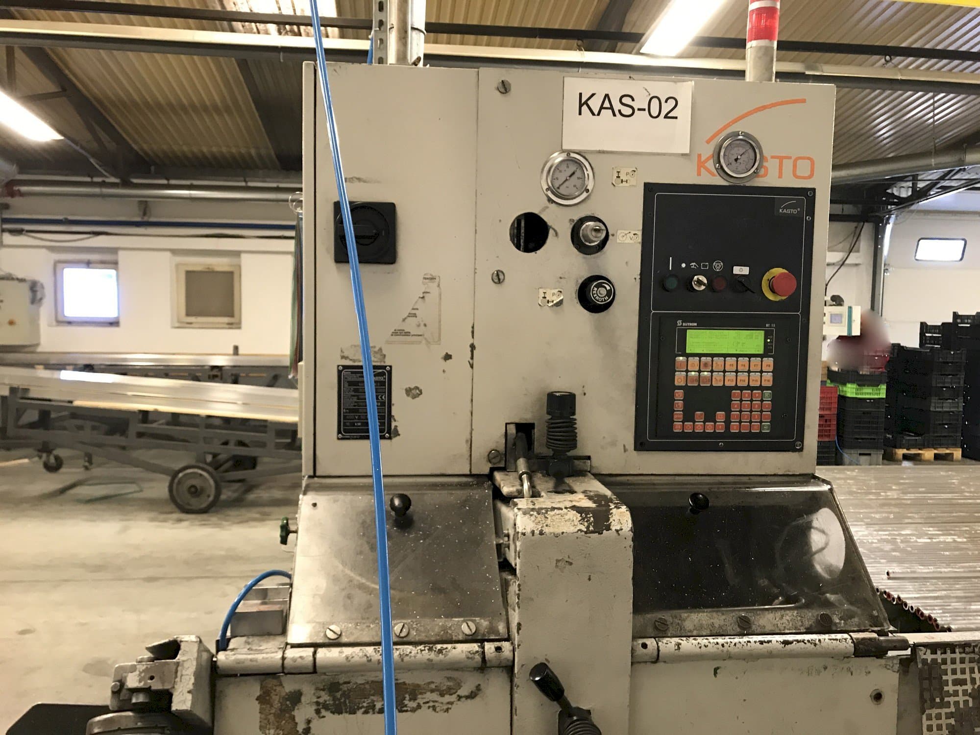 Frontansicht der KASTO wa M9 Maschine