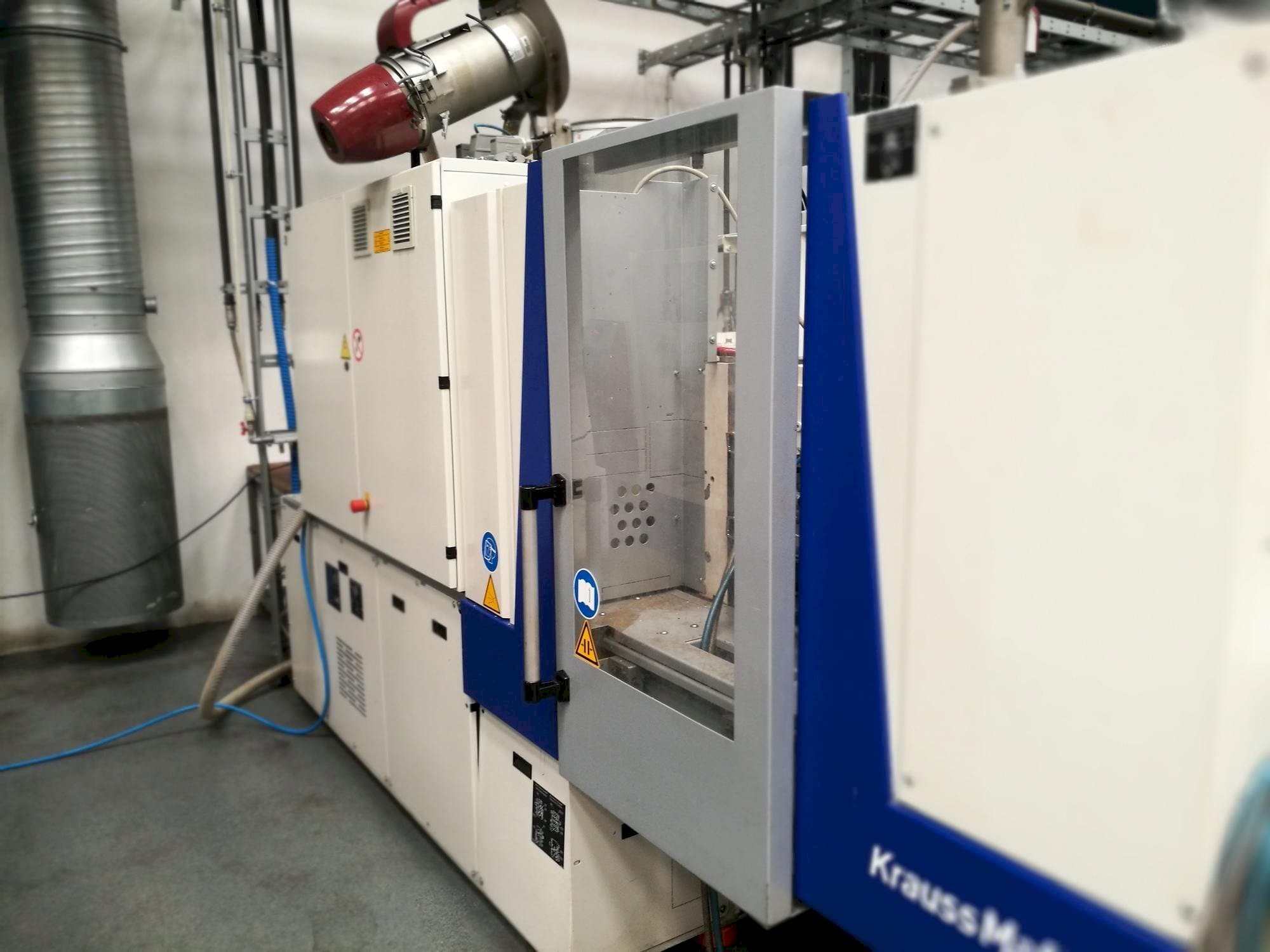 Frontansicht der Krauss Maffei KM 35-55 CX Maschine