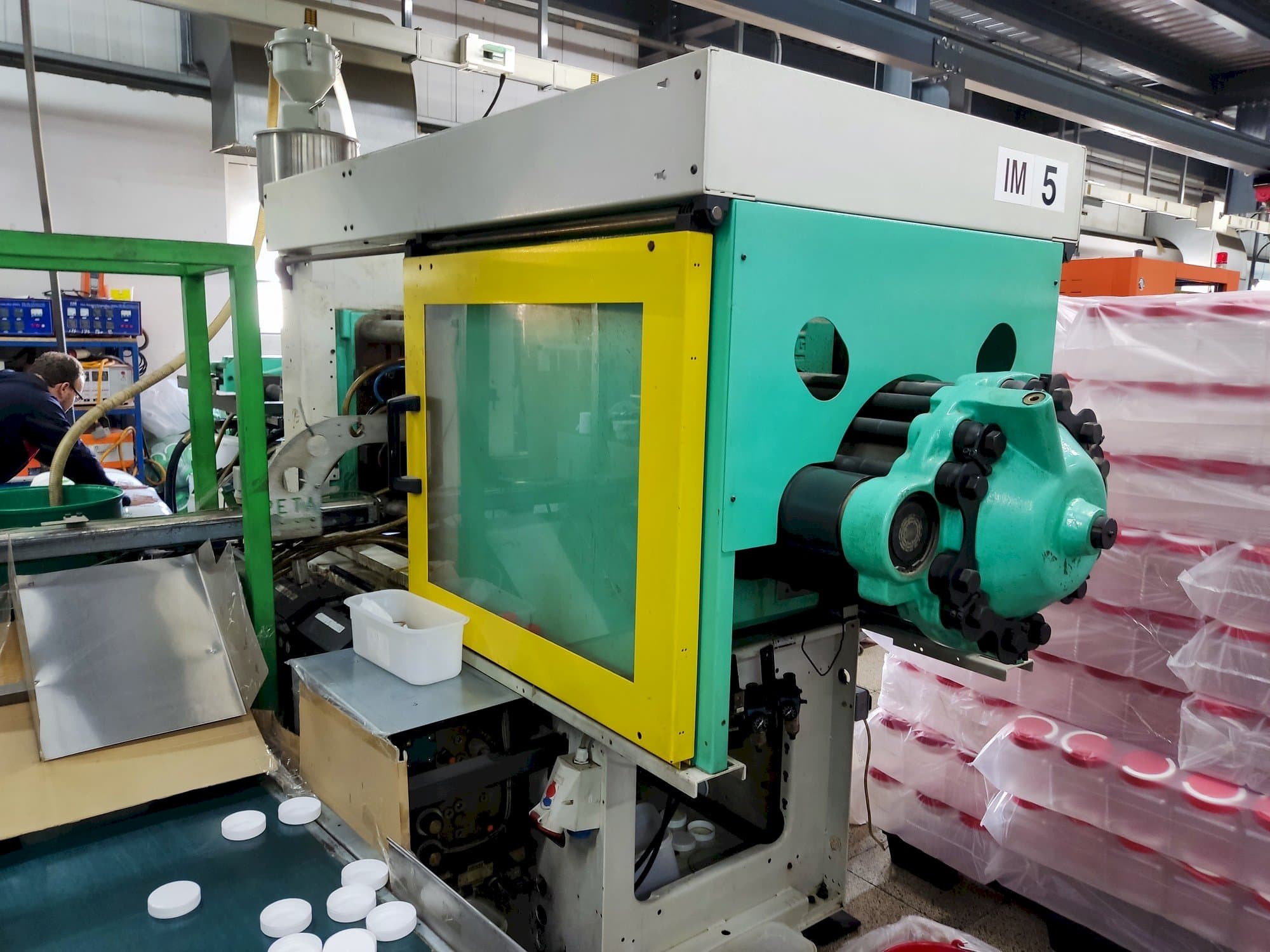 Frontansicht der Arburg 470C 1500-675  Maschine