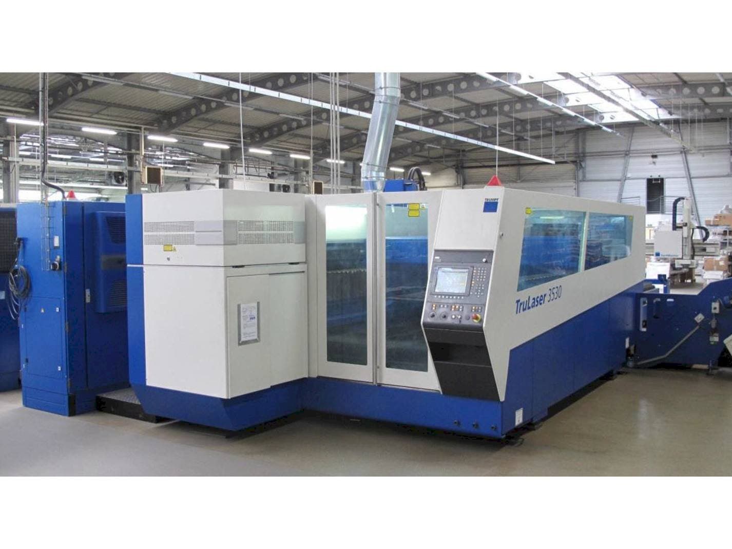 Frontansicht der Trumpf TruLaser 3530 + Lift Master  Maschine