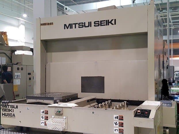 Frontansicht der Mitsui Seiki HU80A Maschine