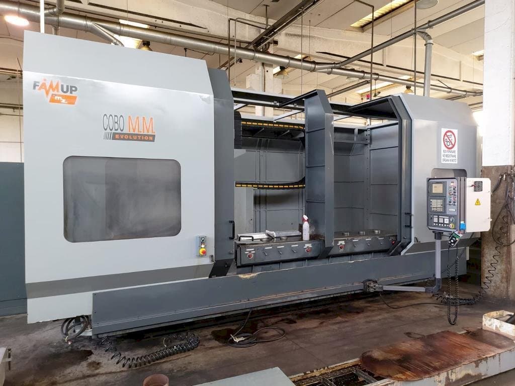 Frontansicht der FAMUP COBO 3000 Maschine