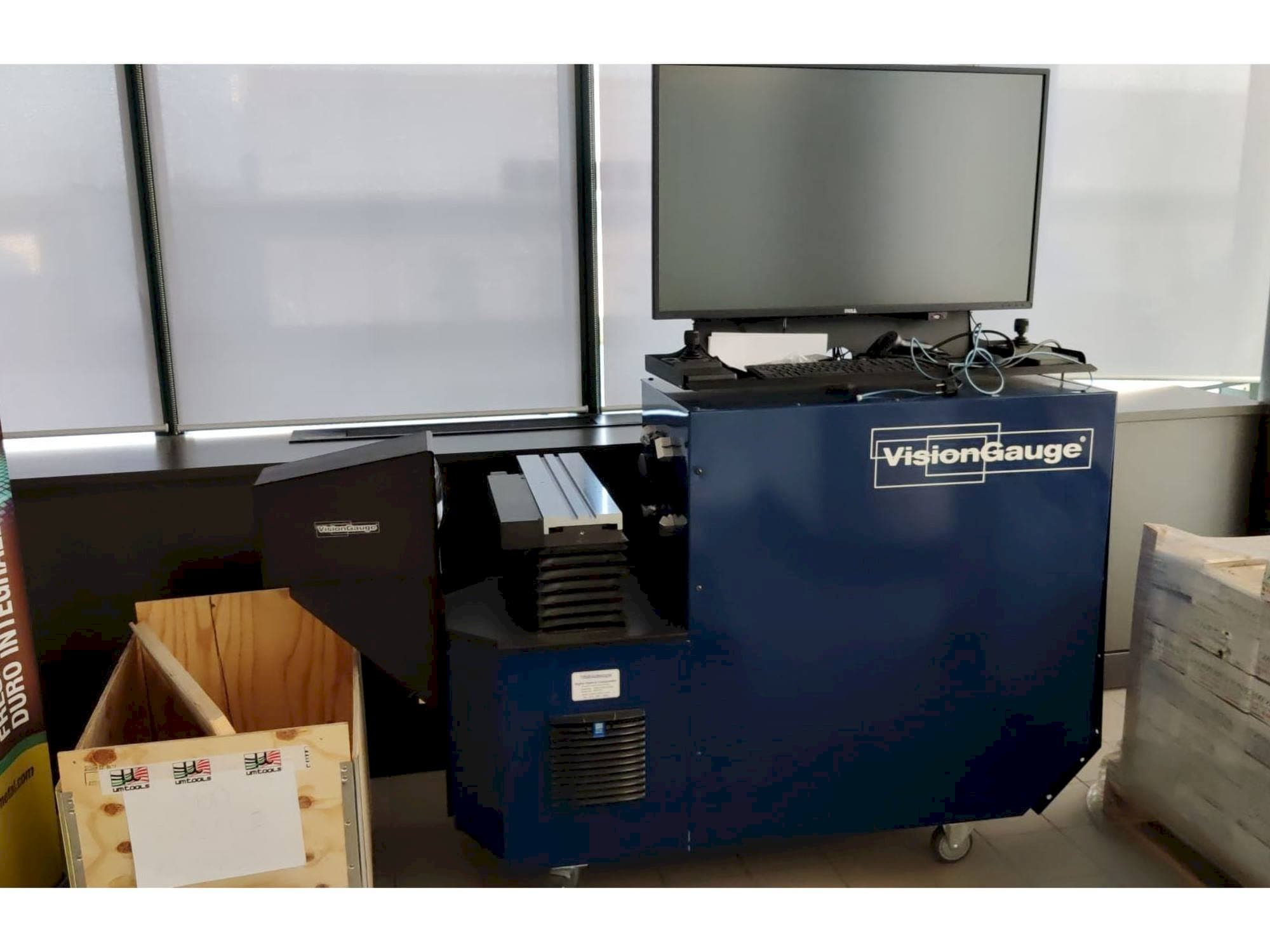 Frontansicht der Vision Gauge 500 series Maschine