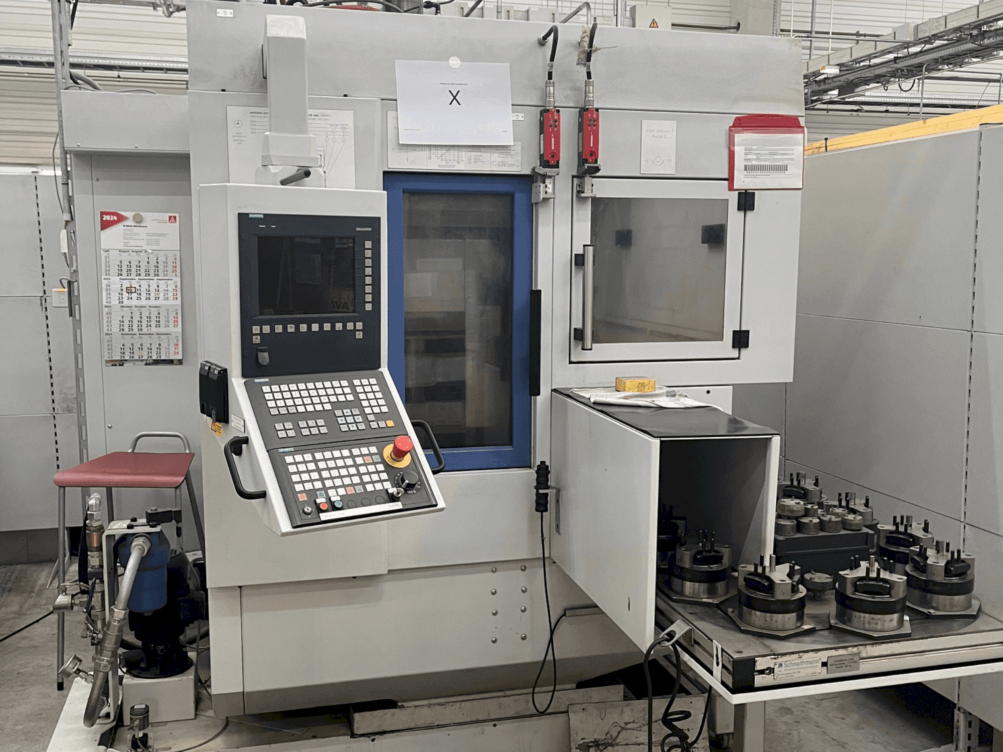 Frontansicht der Scherer - Feinbau VDZ 100L Maschine