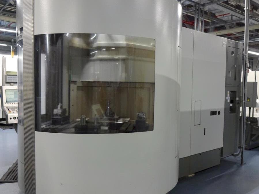 Frontansicht der DECKEL MAHO DMC 60 T RS3 Maschine