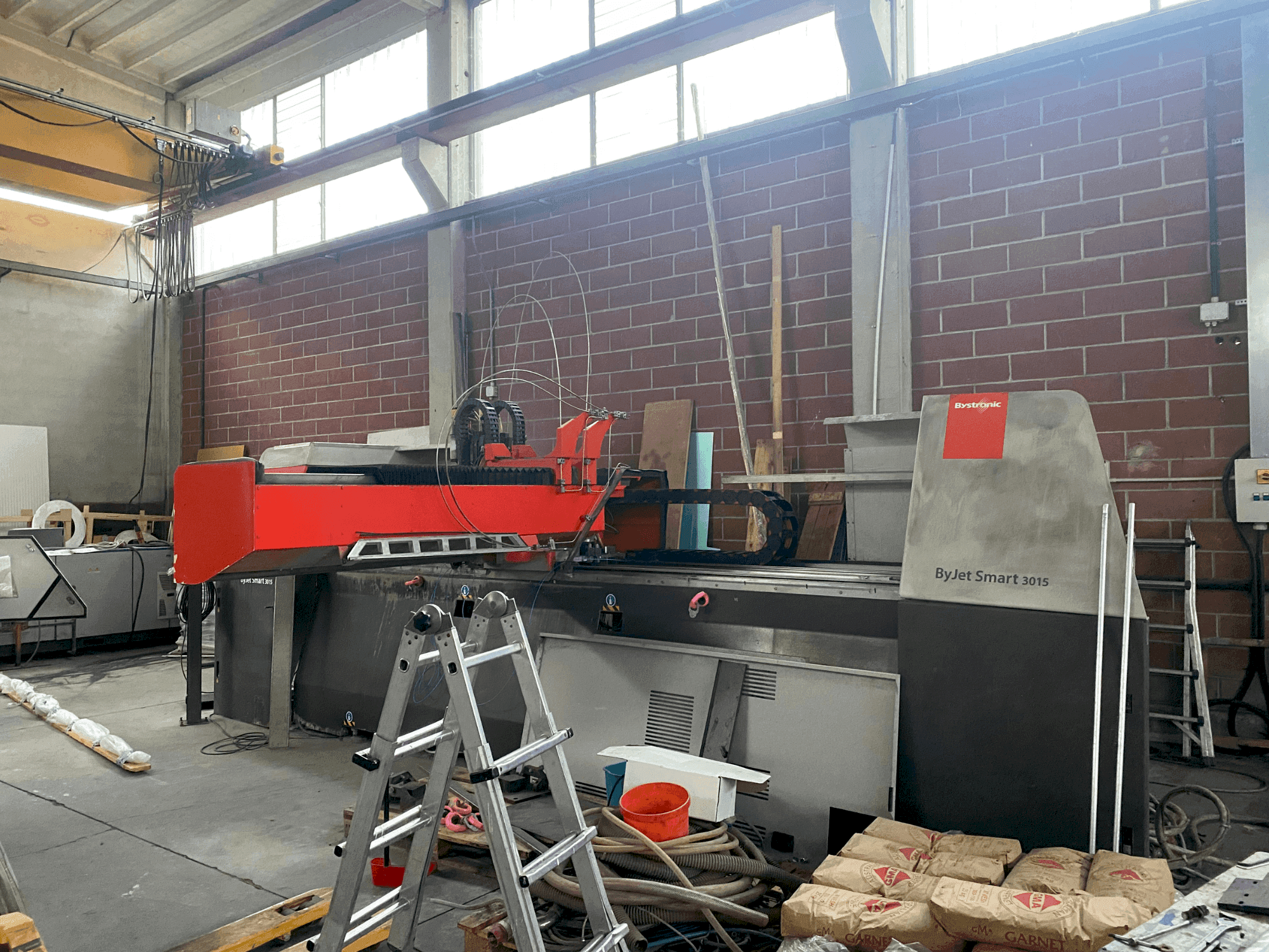 Frontansicht der Bystronic ByJet 3015  Maschine