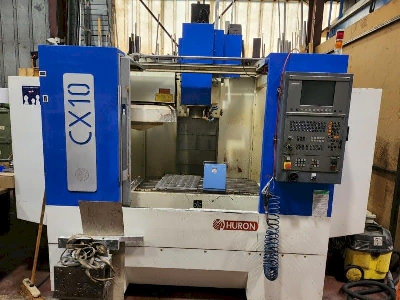 Frontansicht der Huron CX10 Maschine