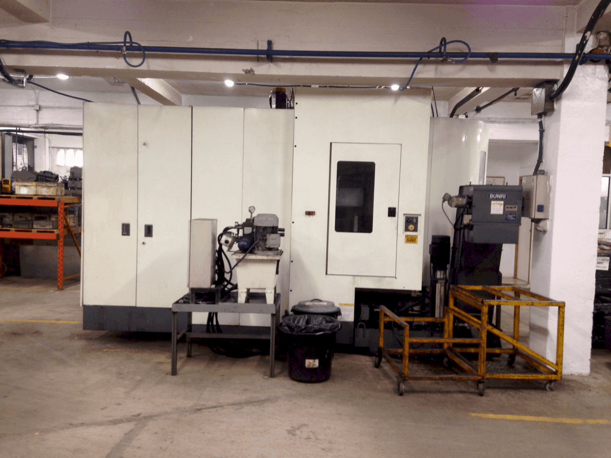 Frontansicht der Kitamura HX400I Maschine