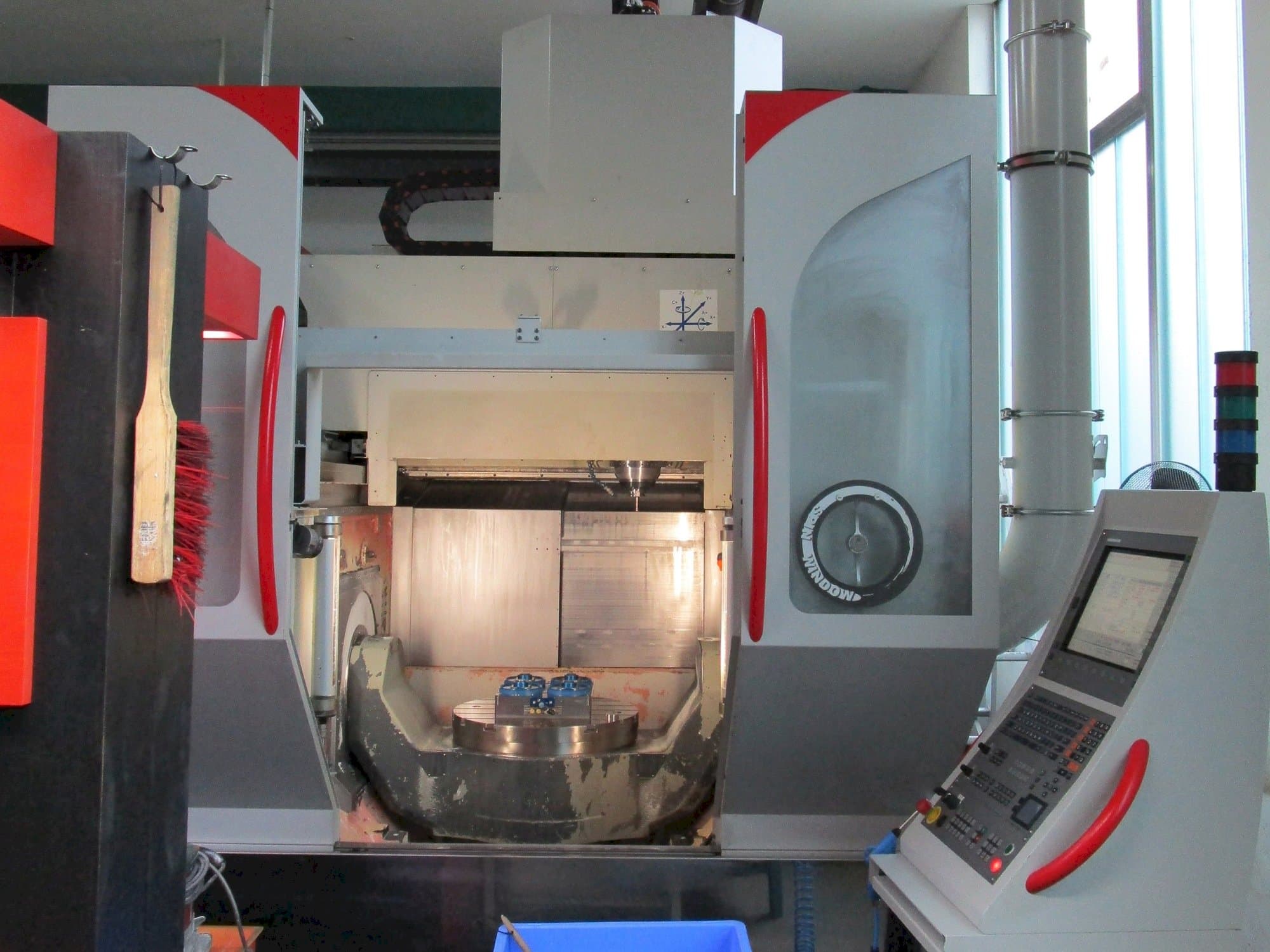 Frontansicht der POS POSmill H 630 U Maschine