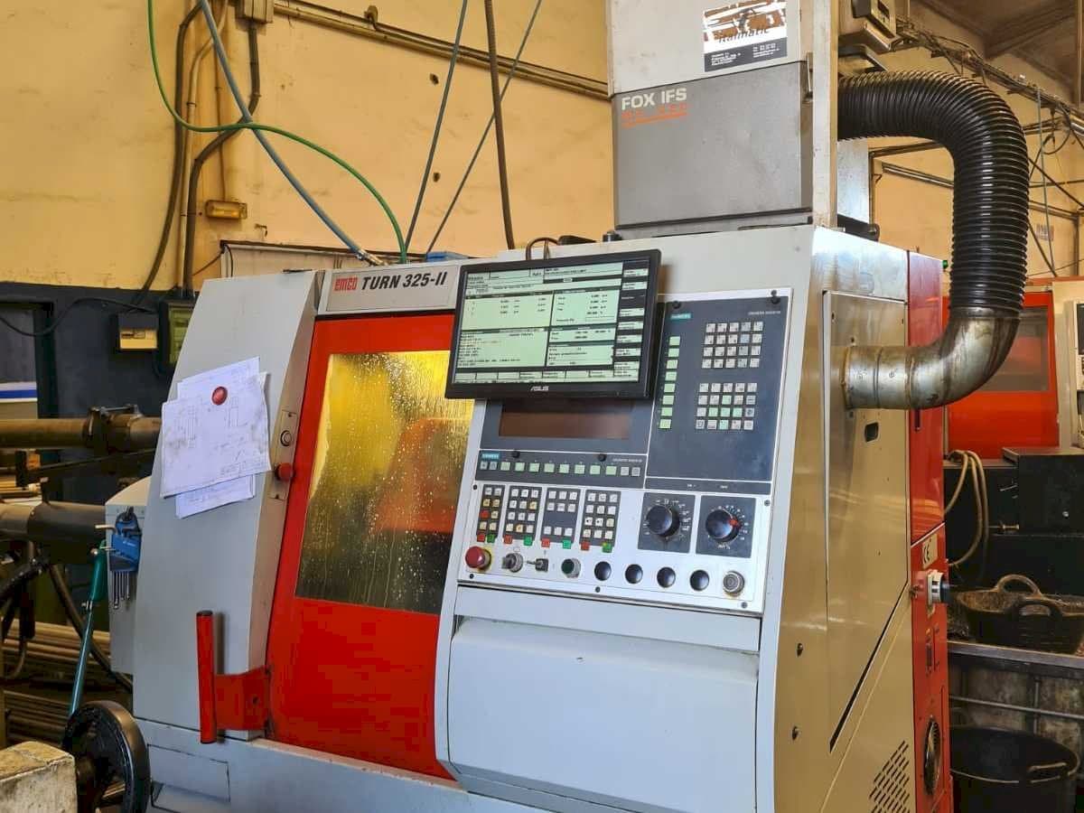Frontansicht der EMCO Turn 325-II  Maschine