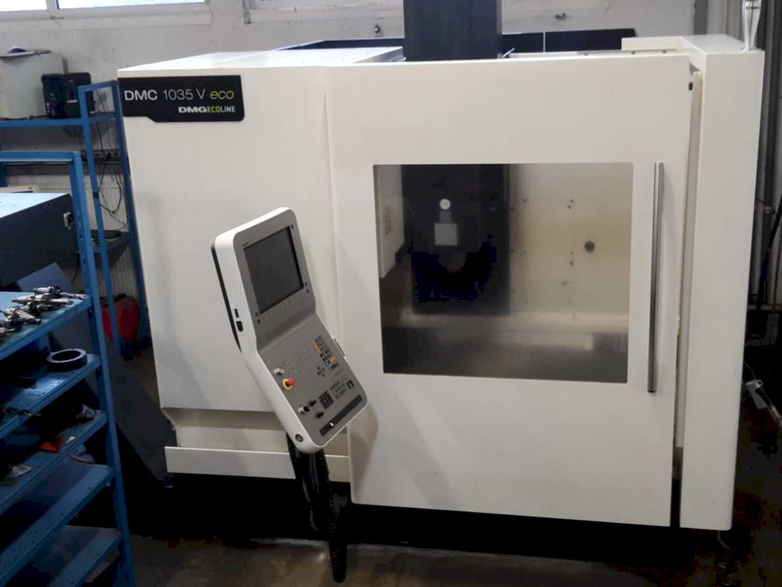 Frontansicht der DMG DMC 1035 V ECO Maschine
