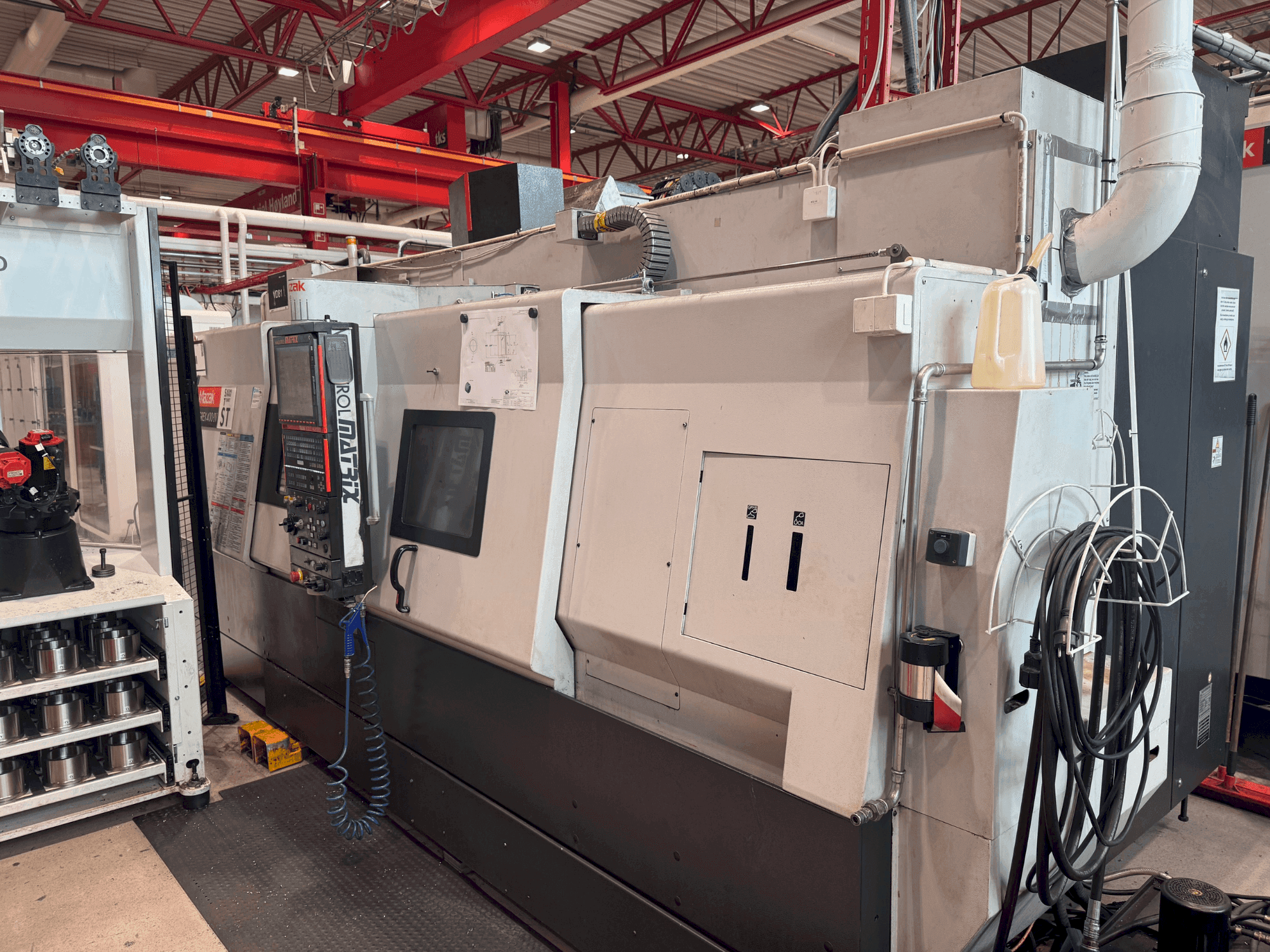 Frontansicht der Mazak Integrex 400-IV ST  Maschine