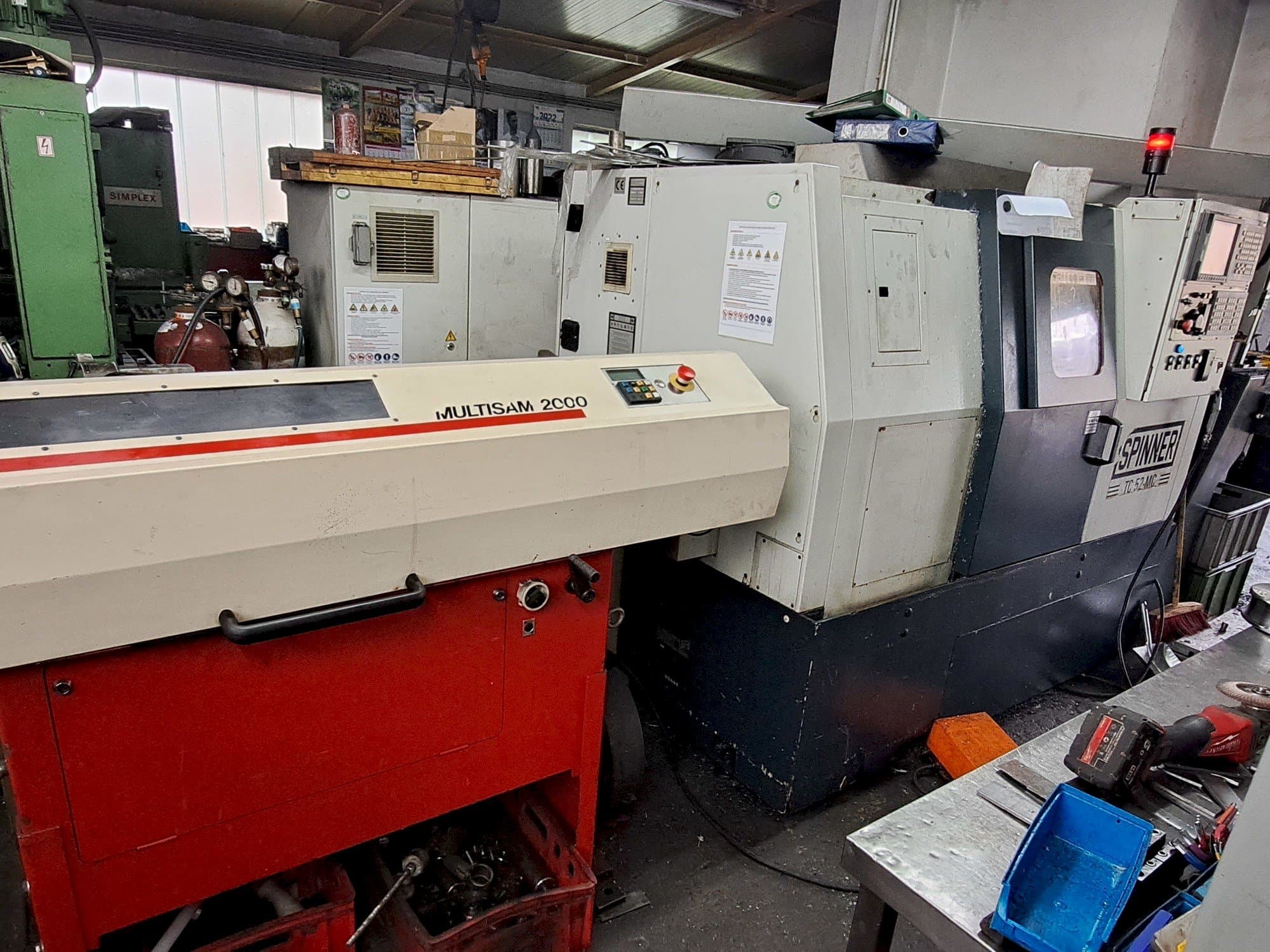 Frontansicht der SPINNER TC 52-MC Maschine