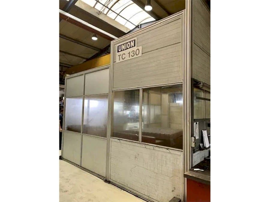 Frontansicht der UNION TC 130 Maschine