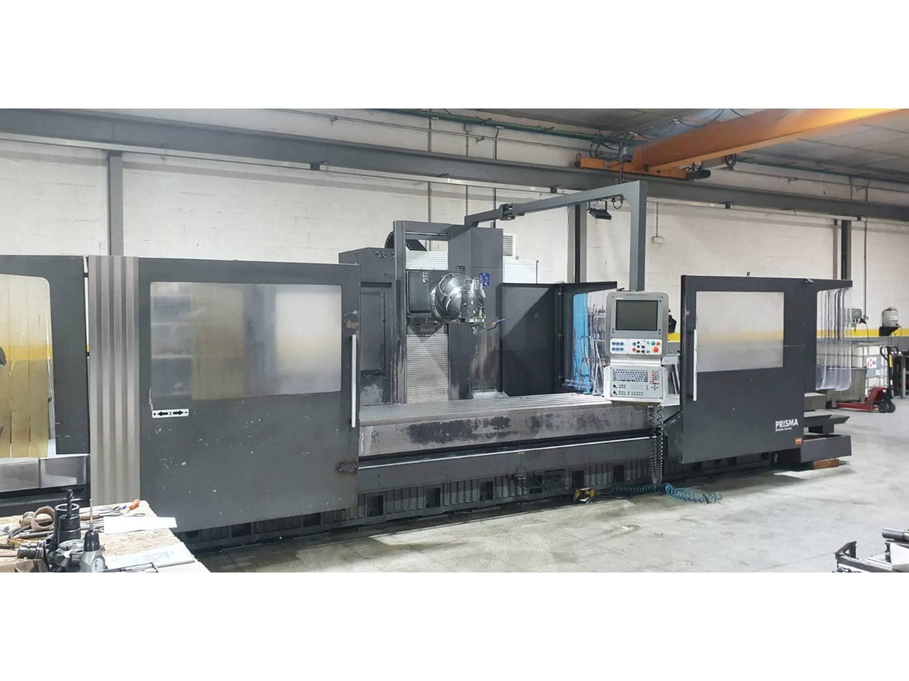Frontansicht der Correa Prisma 35 Maschine
