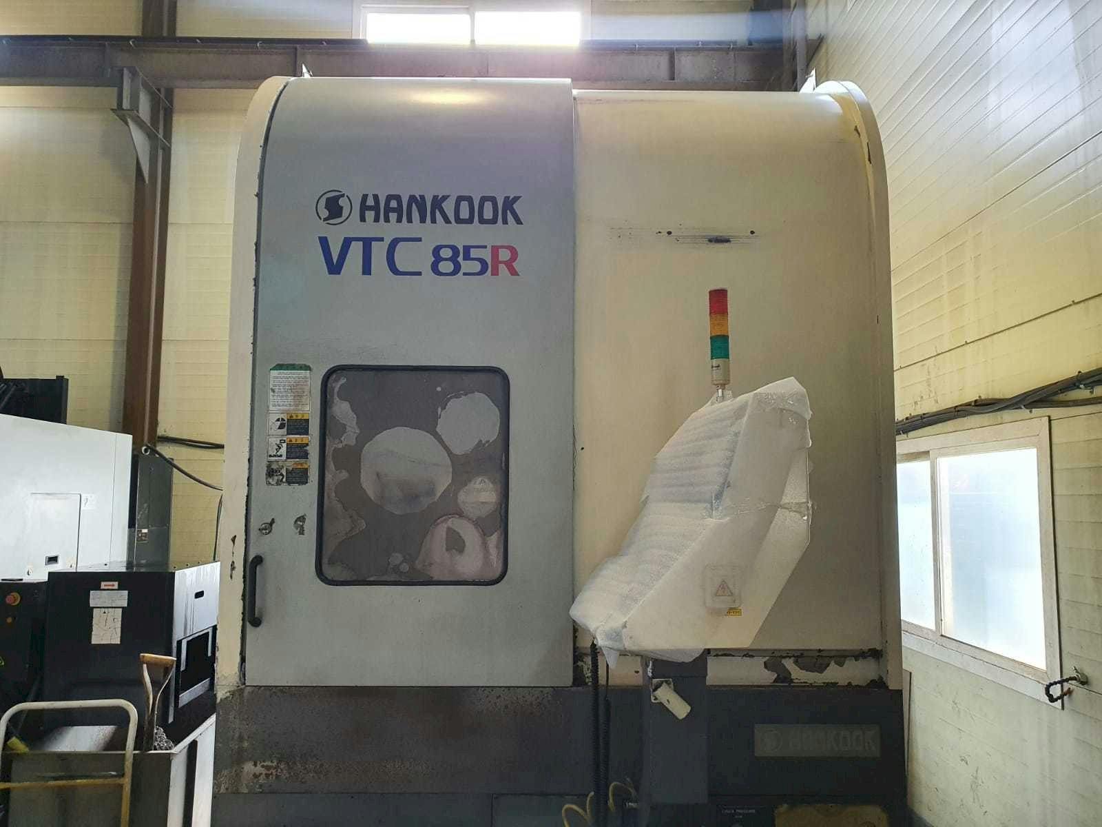 Frontansicht der HANKOOK VTC85R  Maschine