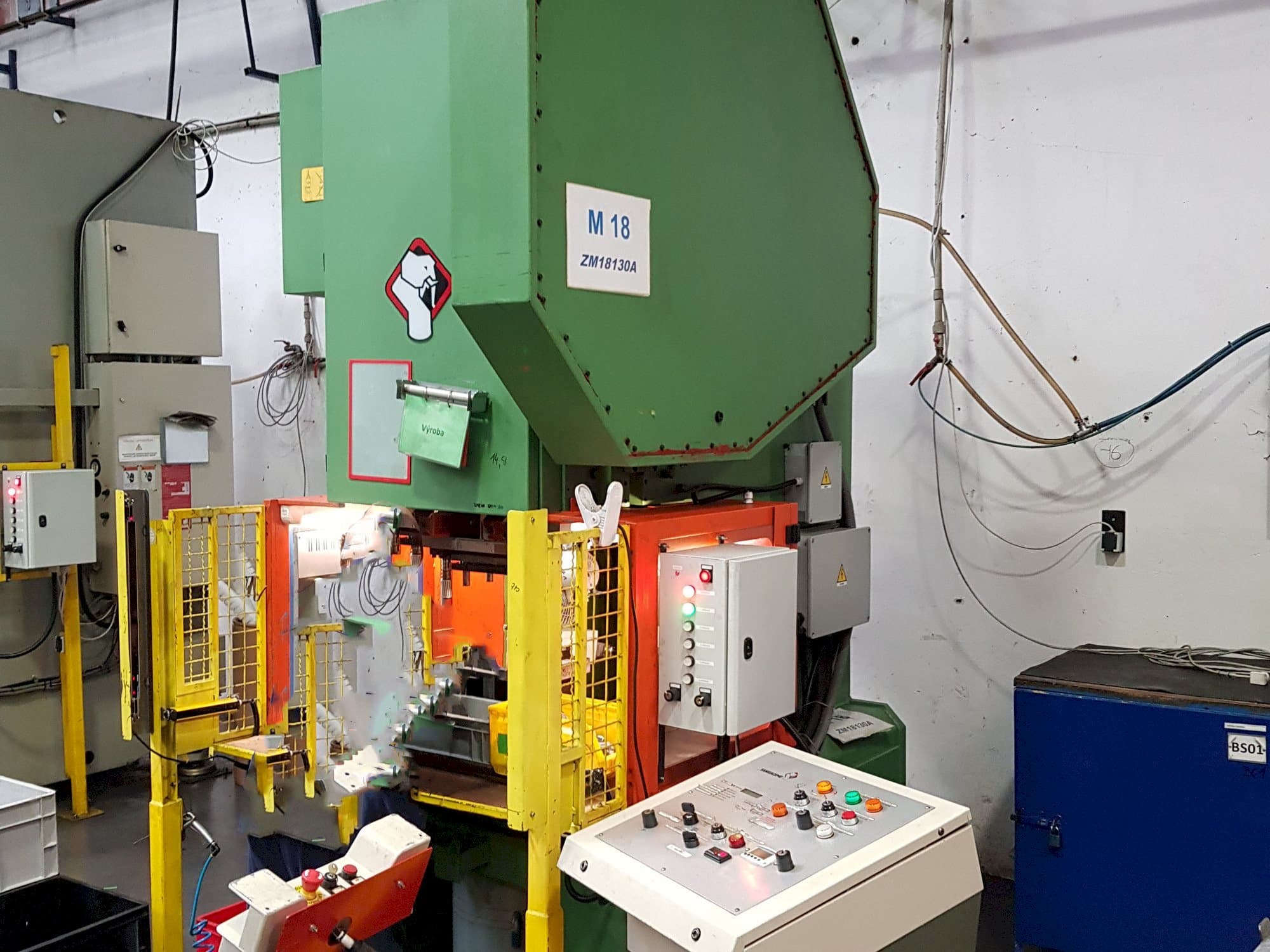 Frontansicht der Giacomo T 130R Maschine