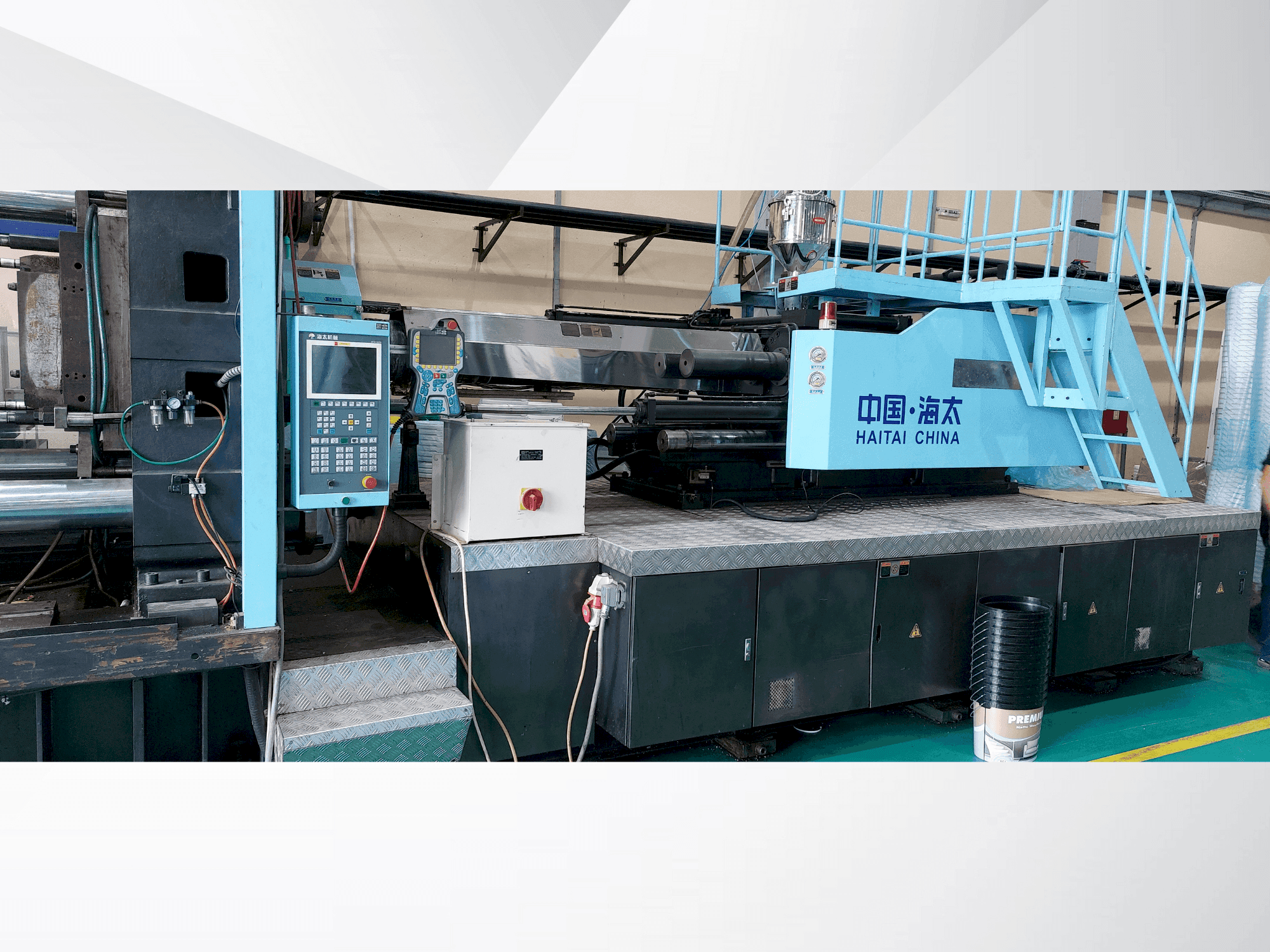 Frontansicht der HAITAI HTW 10000 Maschine