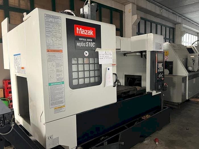 Frontansicht der Mazak VCN 510C Maschine