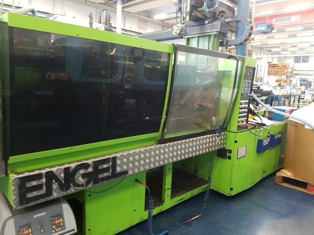 Frontansicht der ENGEL ES 600/145 ST  Maschine