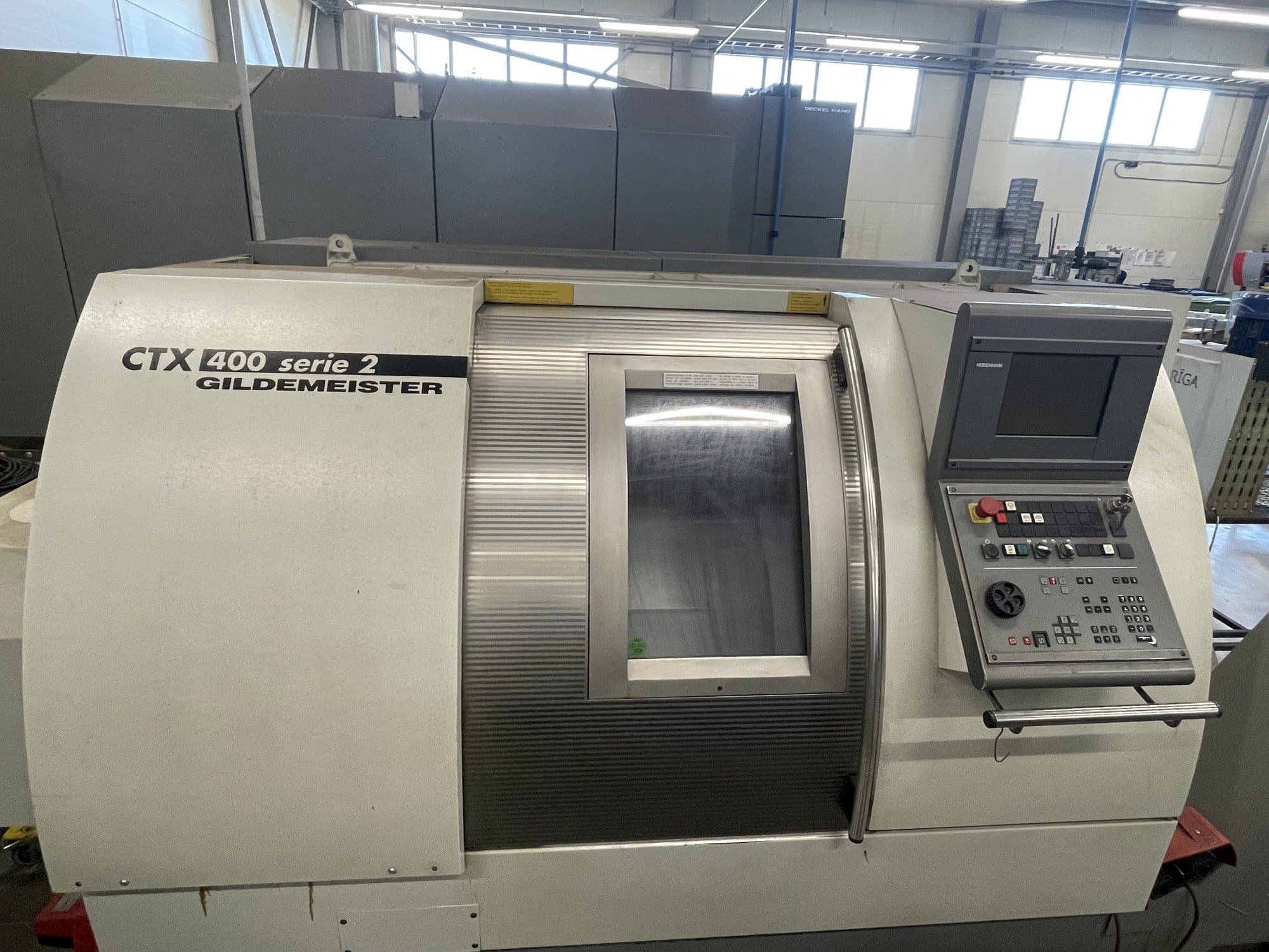 Frontansicht der Gildemeister CTX 400 S2  Maschine