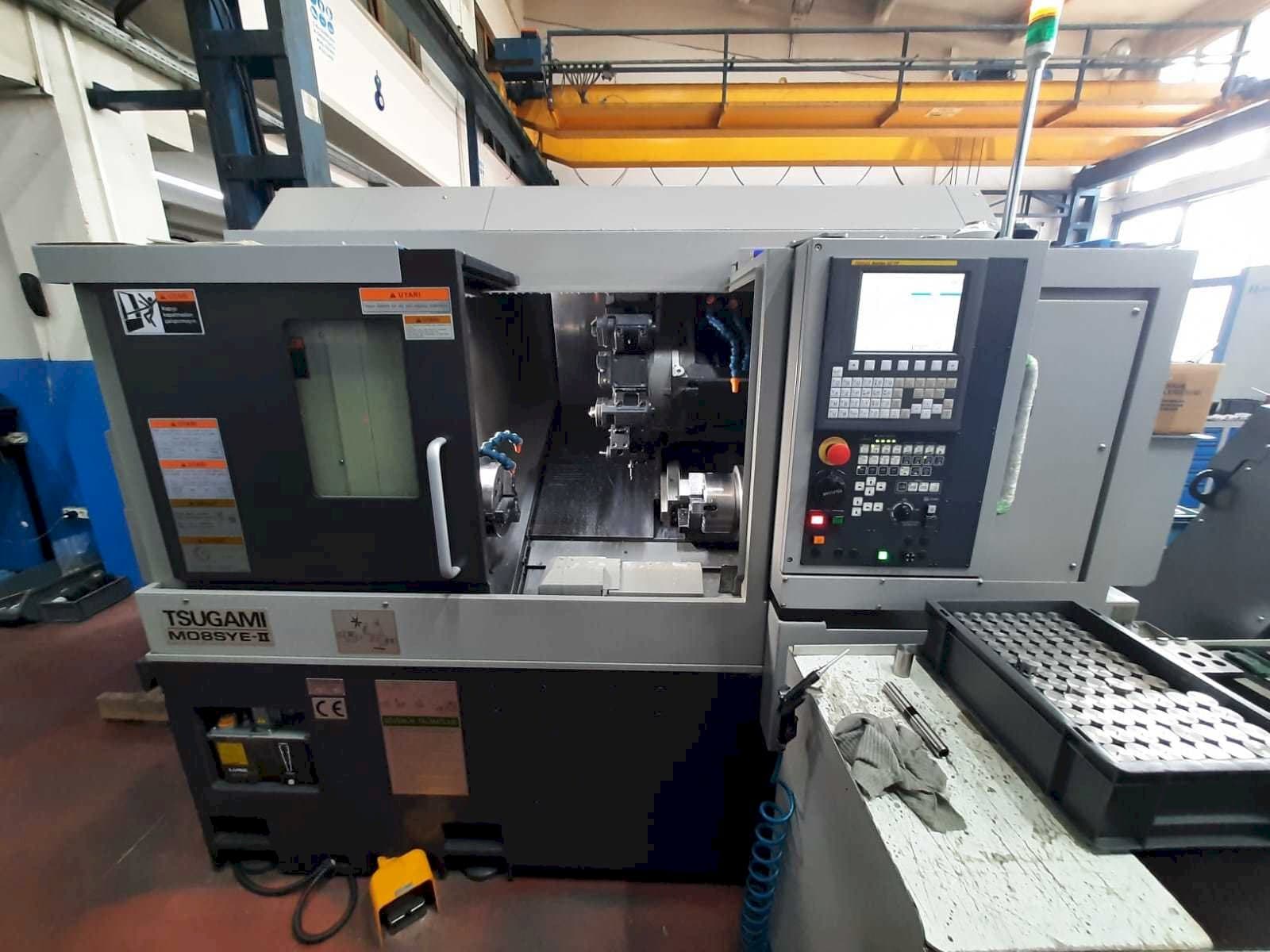 Frontansicht der TSUGAMI MO8SYE-II  Maschine