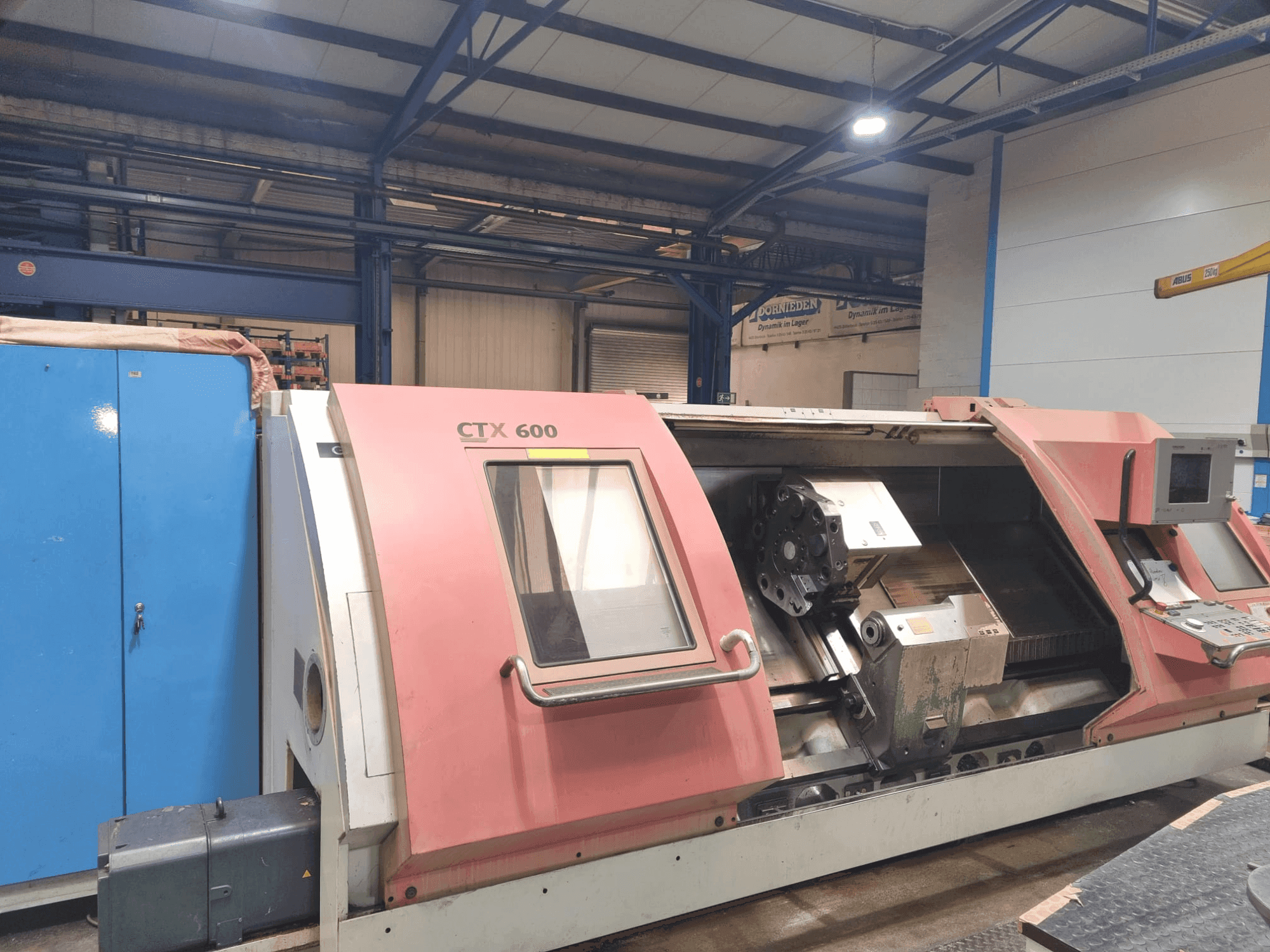 Frontansicht der Gildemeister CTX 600  Maschine