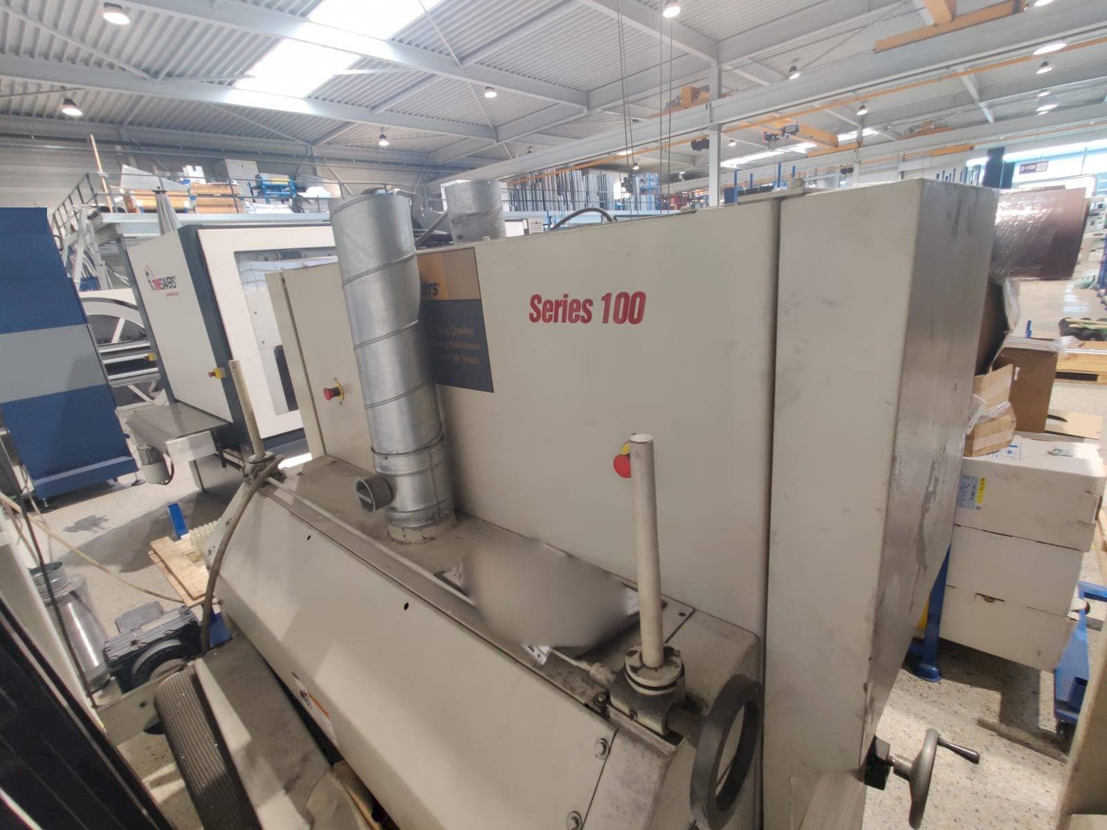 Frontansicht der TIMESAVERS series 100 143-20B Maschine