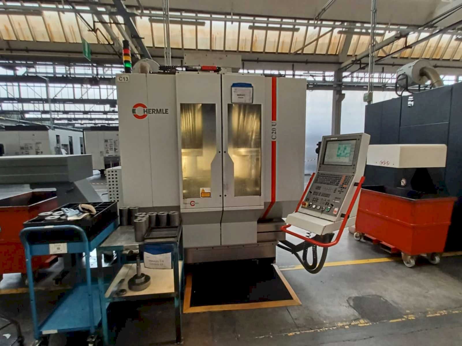 Frontansicht der HERMLE C20U  Maschine