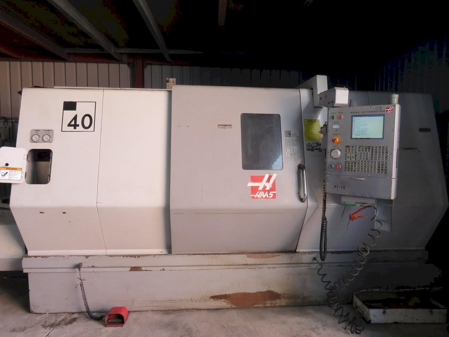 Frontansicht der HAAS SL-40  Maschine