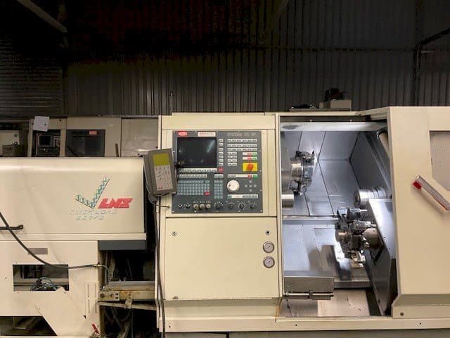 Frontansicht der TRAUB TNC 42/65 DGY Maschine