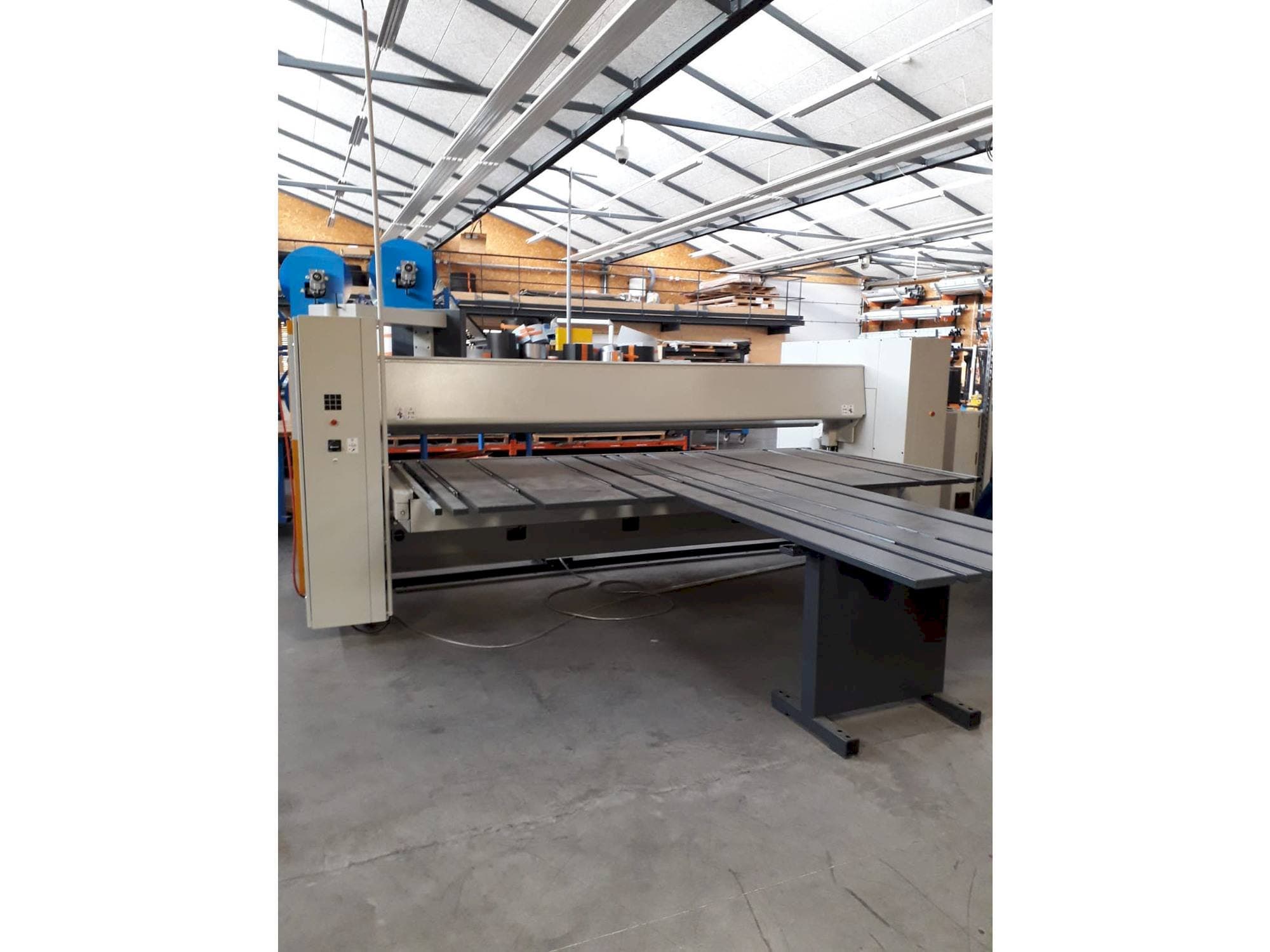 Frontansicht der RAS 62.30-2 TURBO 2 Maschine