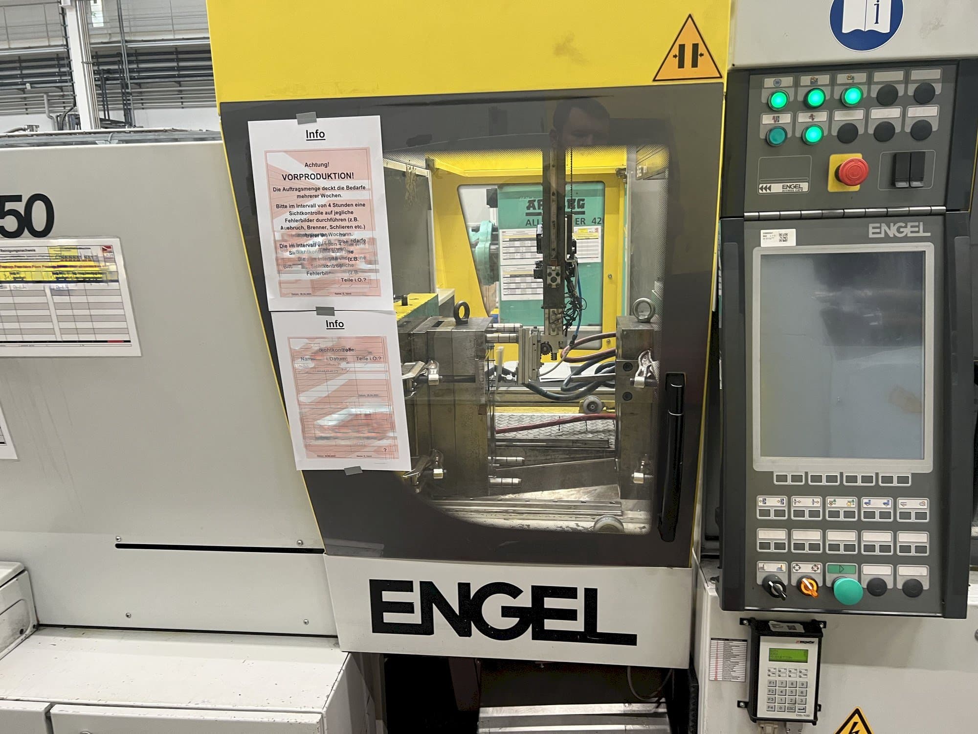 Frontansicht der Engel Victory 200/50 Maschine