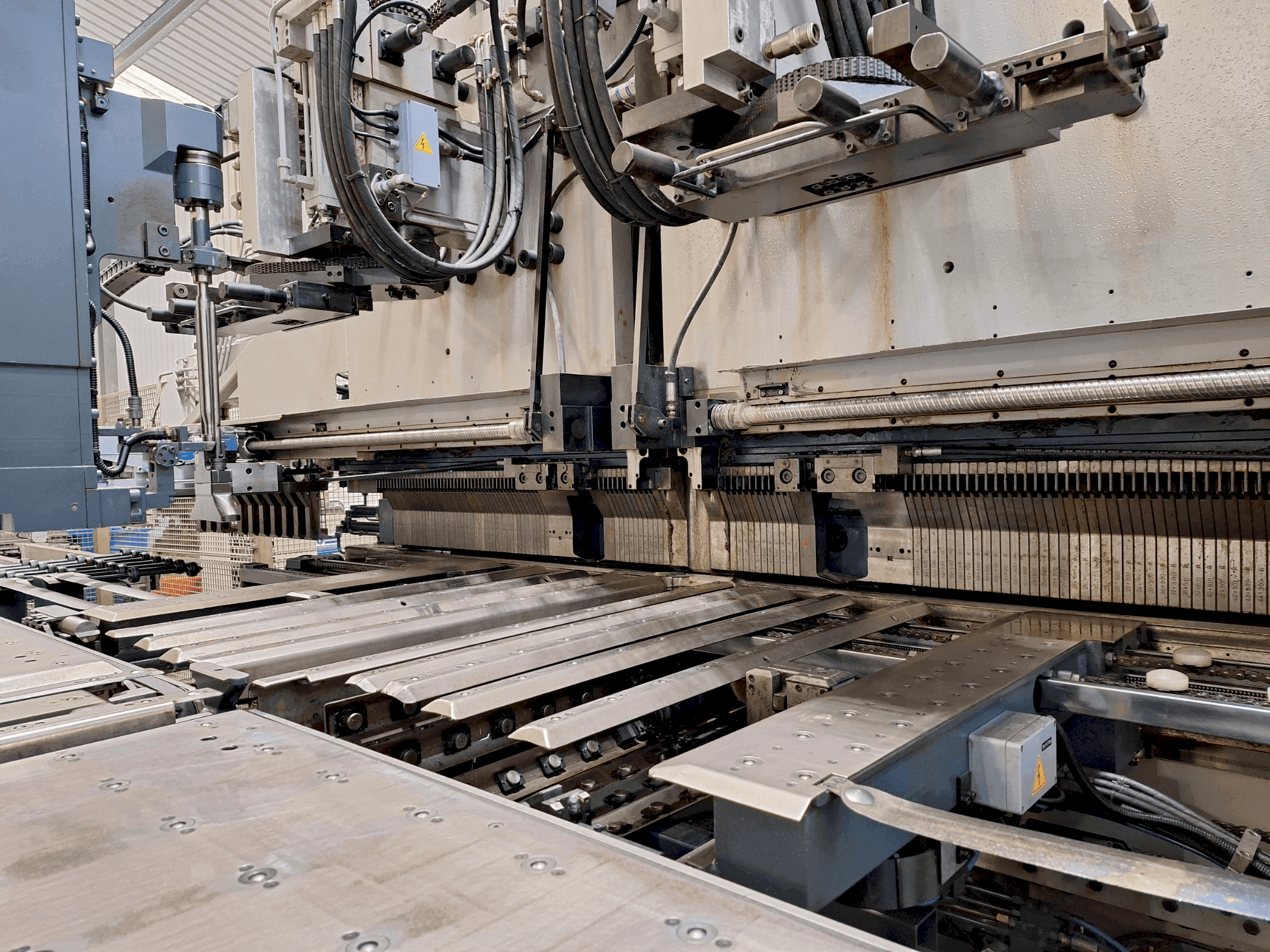Frontansicht der Salvagnini P4-2220  Maschine