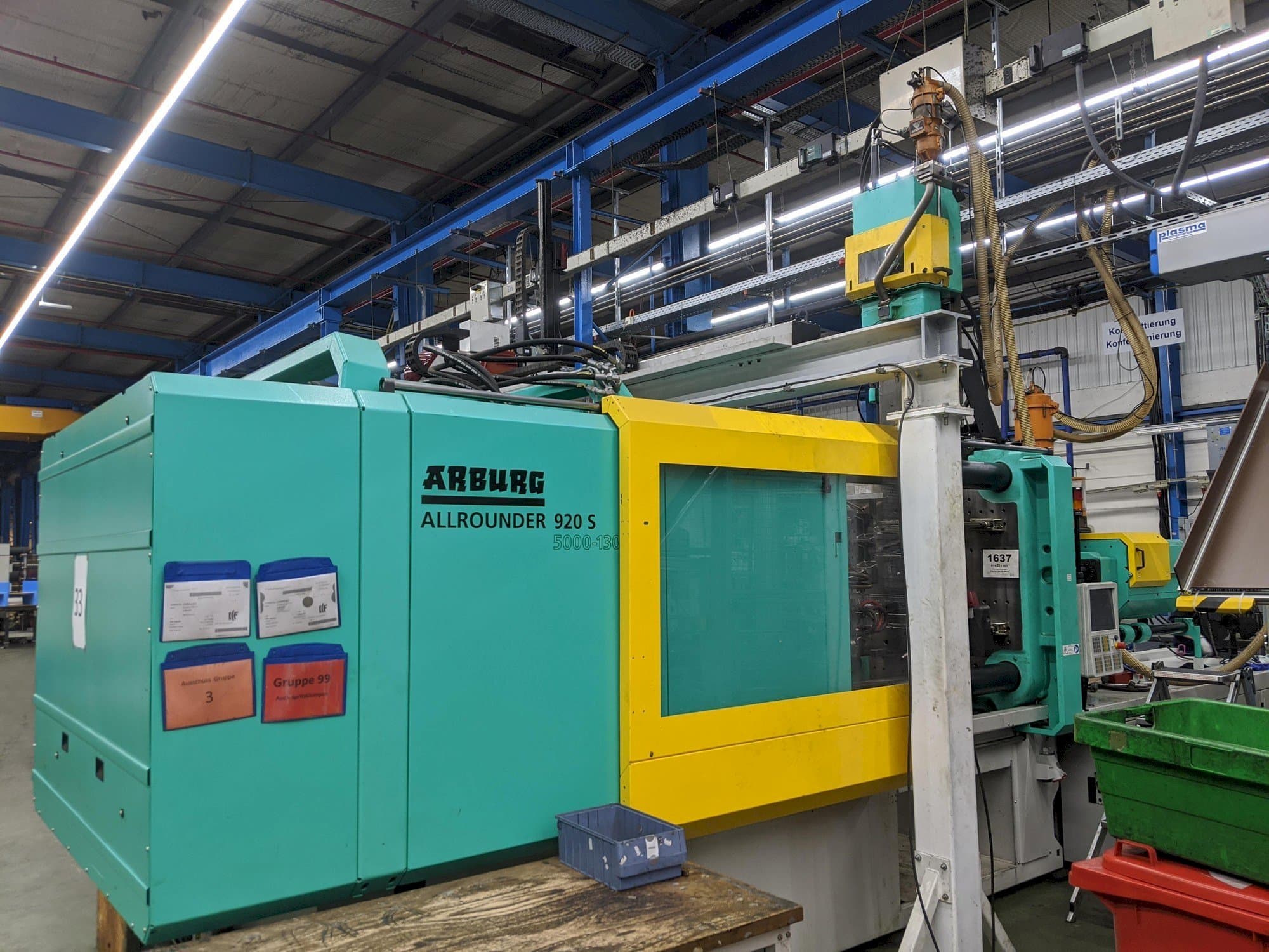 Frontansicht der Arburg ALLROUNDER 920 S 5000 - 1300 / 400 Maschine