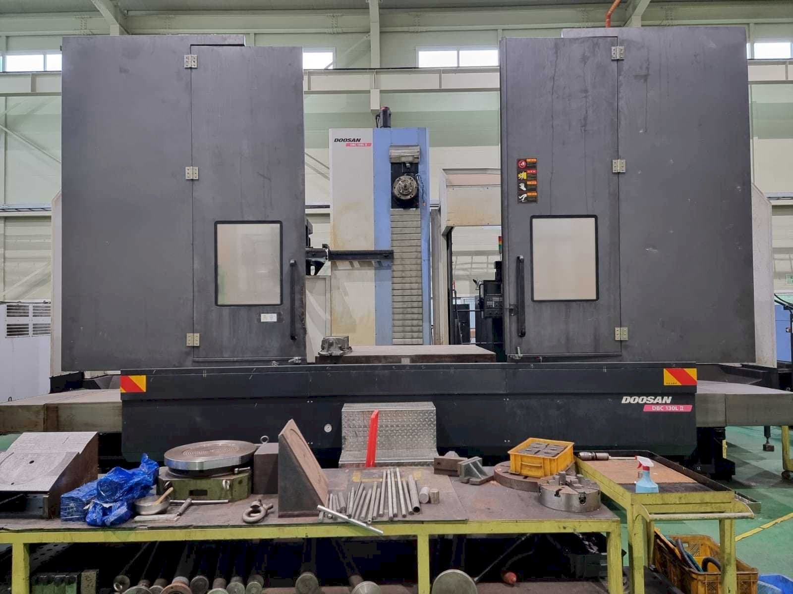 Frontansicht der Doosan DBC 130L II  Maschine