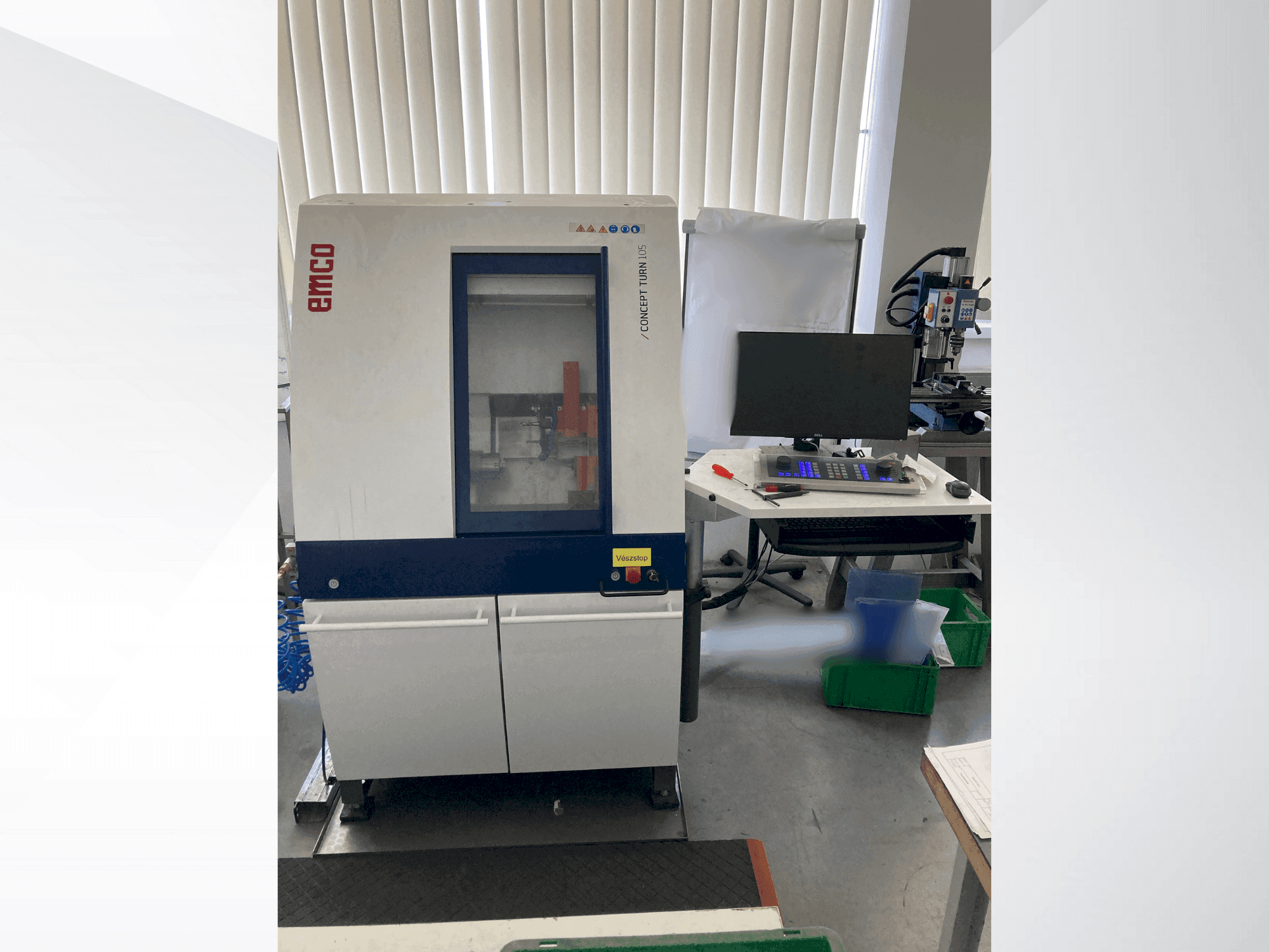 Frontansicht der EMCO Concept Turn 105 Maschine